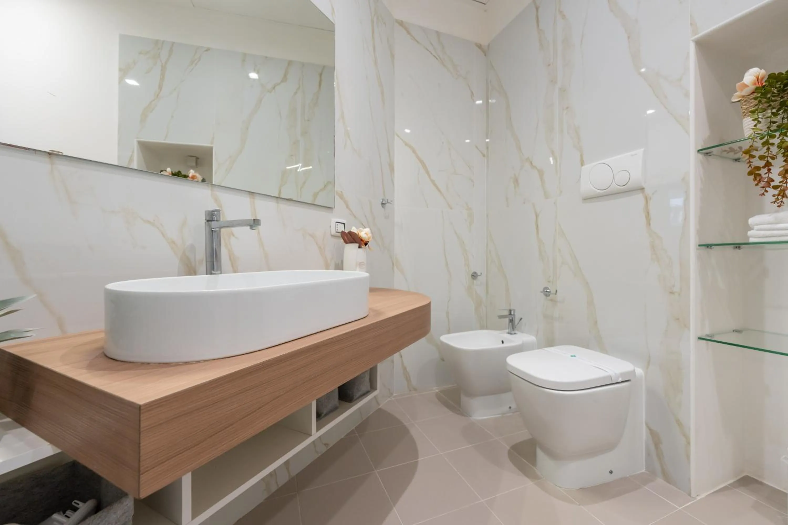 Toilet in Palazzo Della Porta