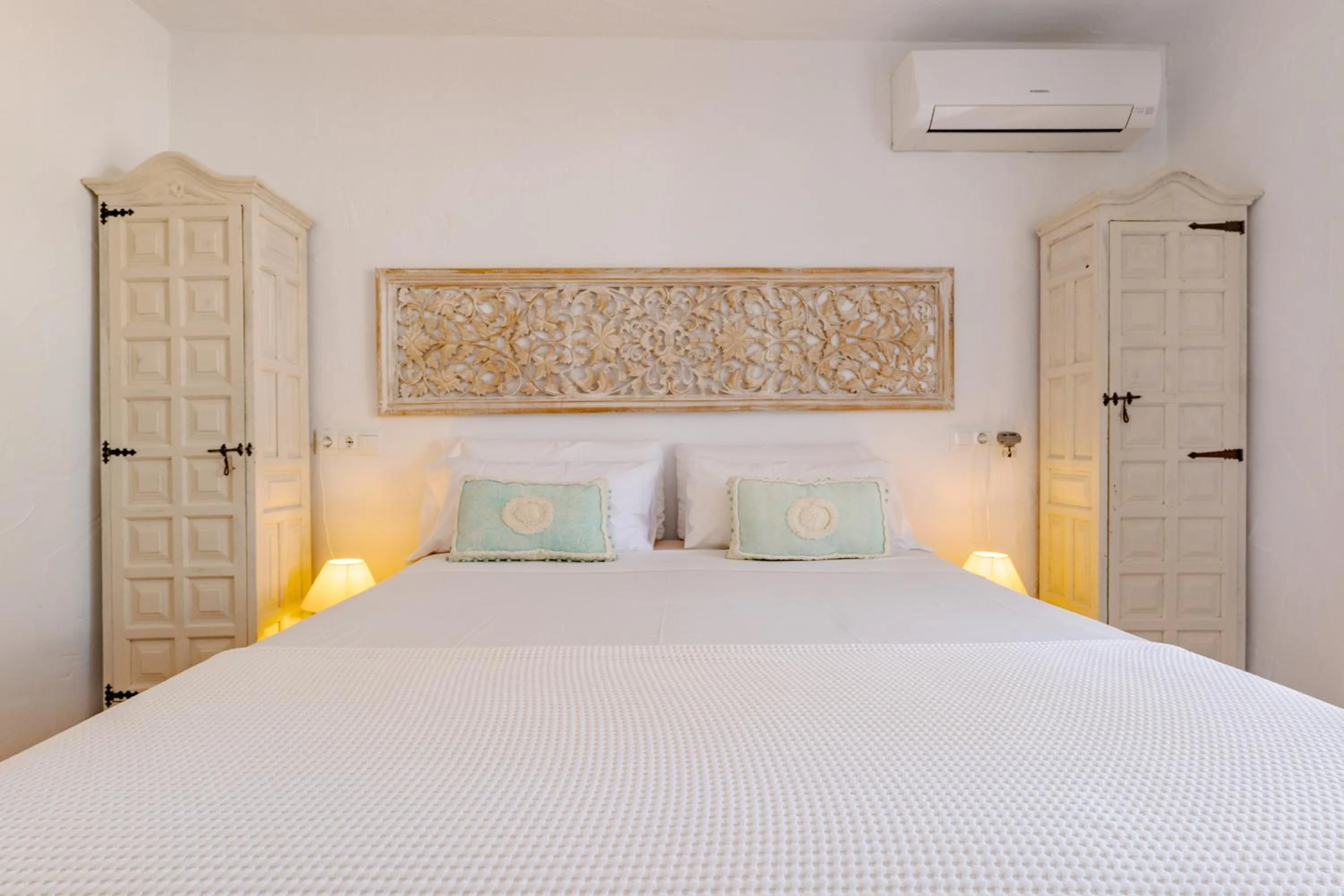 Bed in Roca Verde, Boutique Bed & Breakfast - Adults only