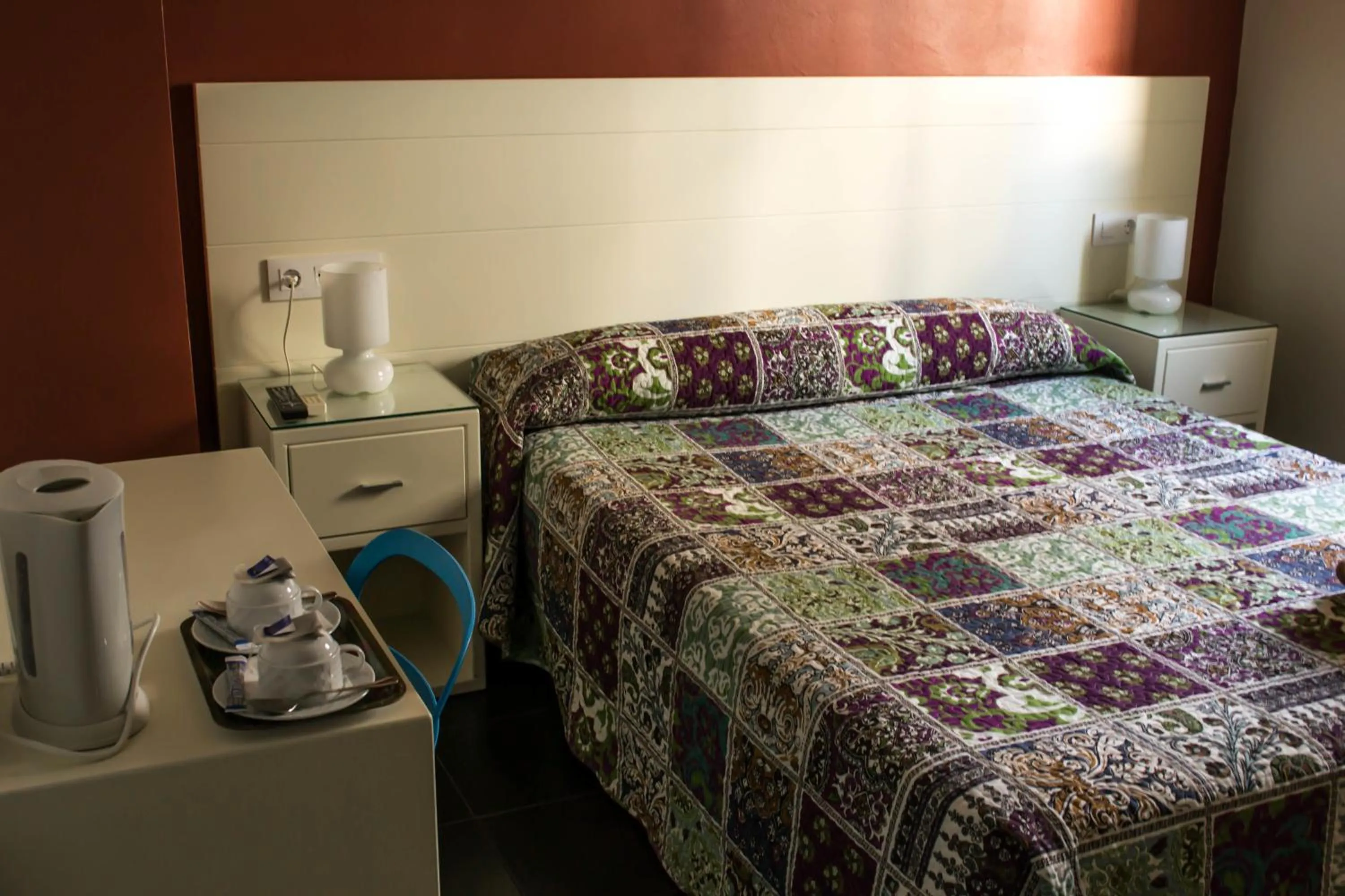 Bed in Hostal San Vicente II