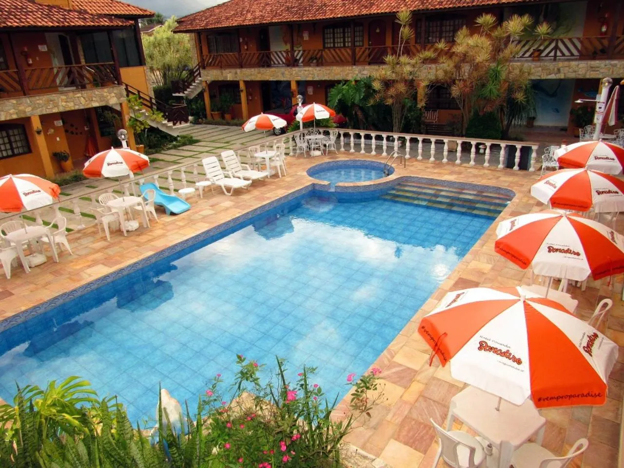 Swimming pool in Hotel Pousada Paradise