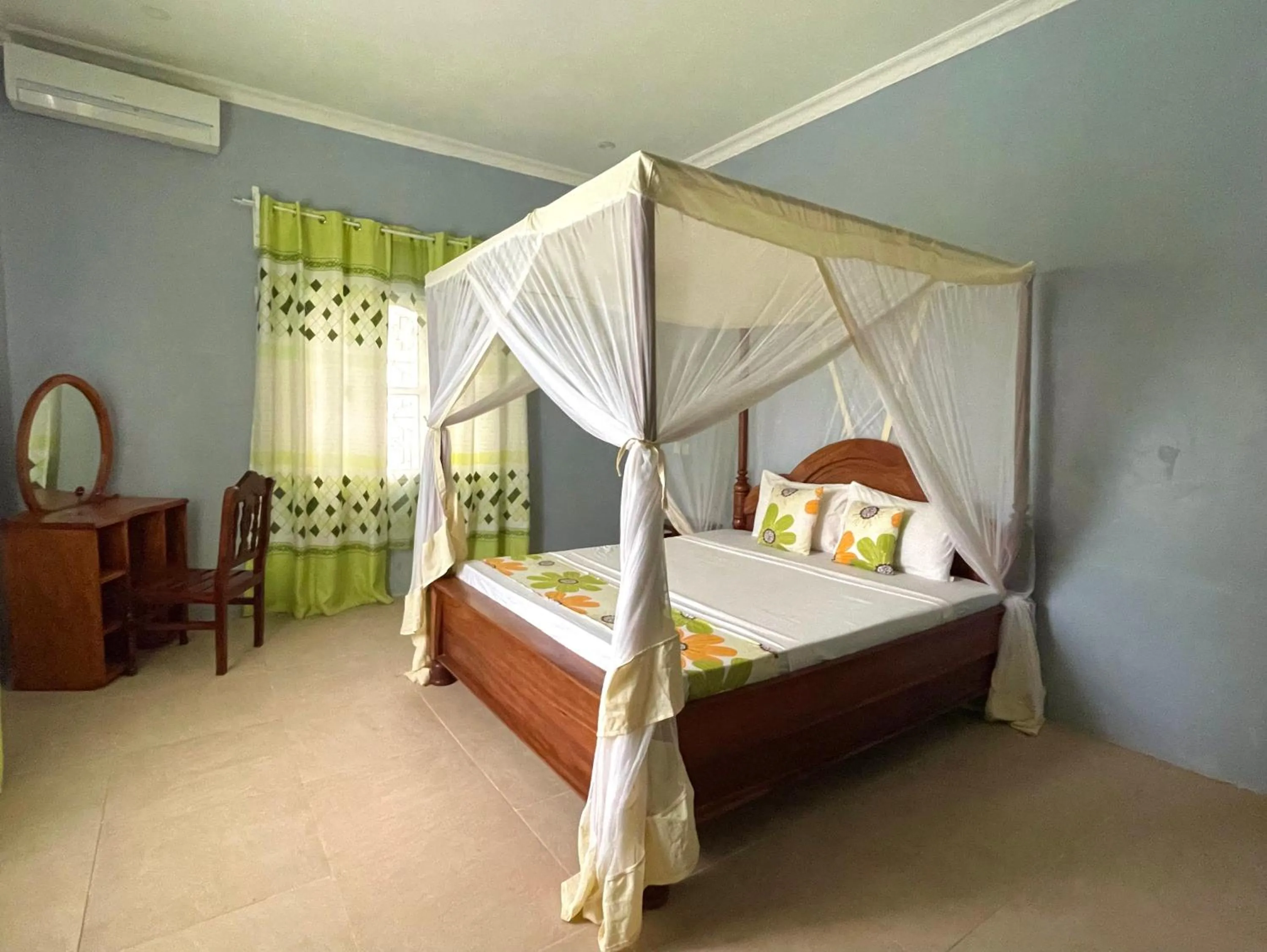 Bed in Green's Hostel Nungwi