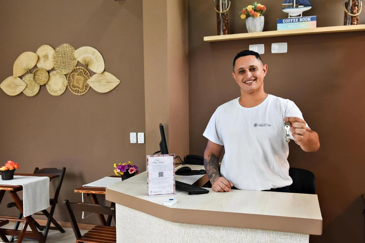 Staff in Pousada Rosa dos Ventos Juquehy