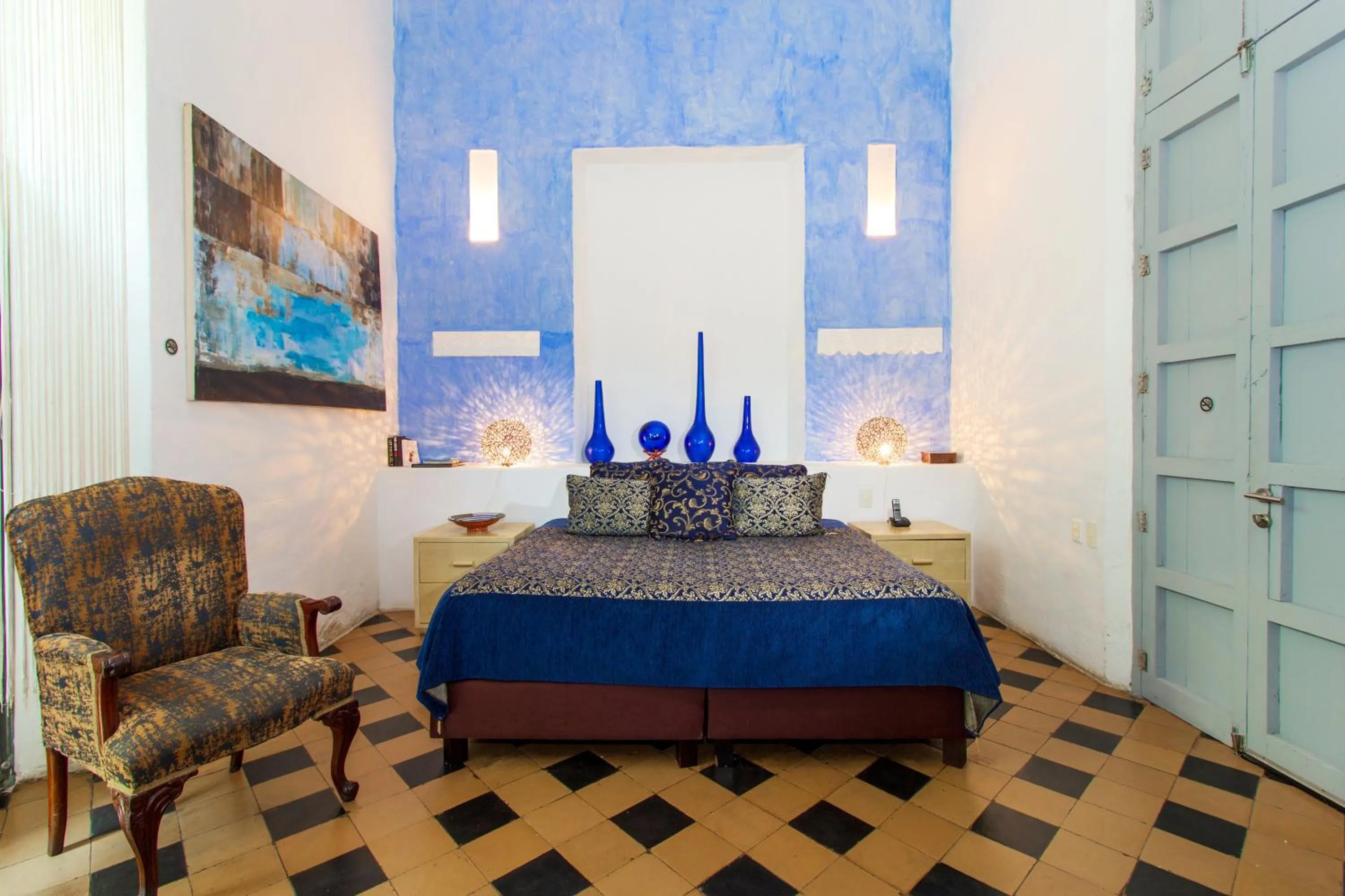 Bed in La Passion by Masaya Collection