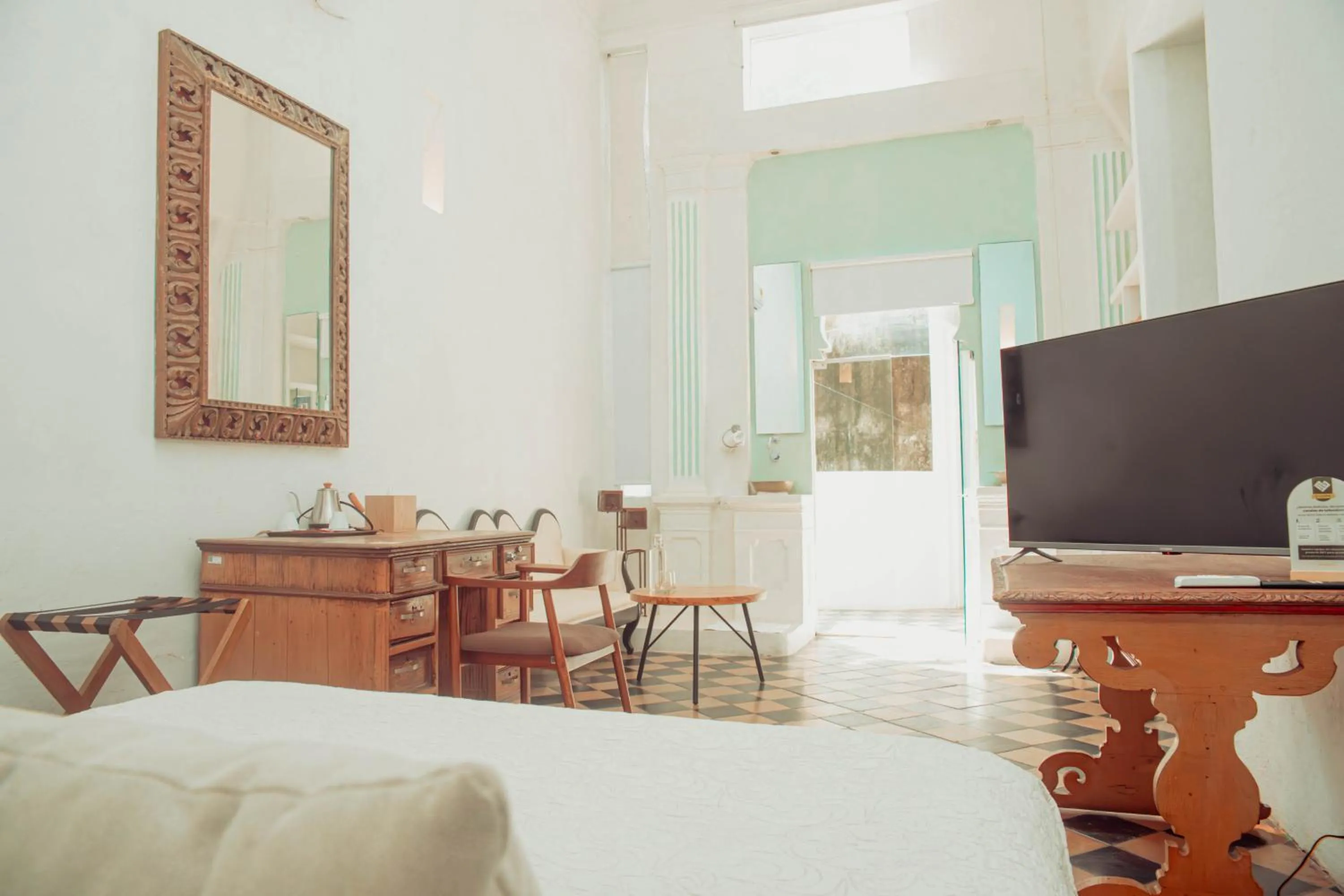 Bed in La Passion by Masaya Collection