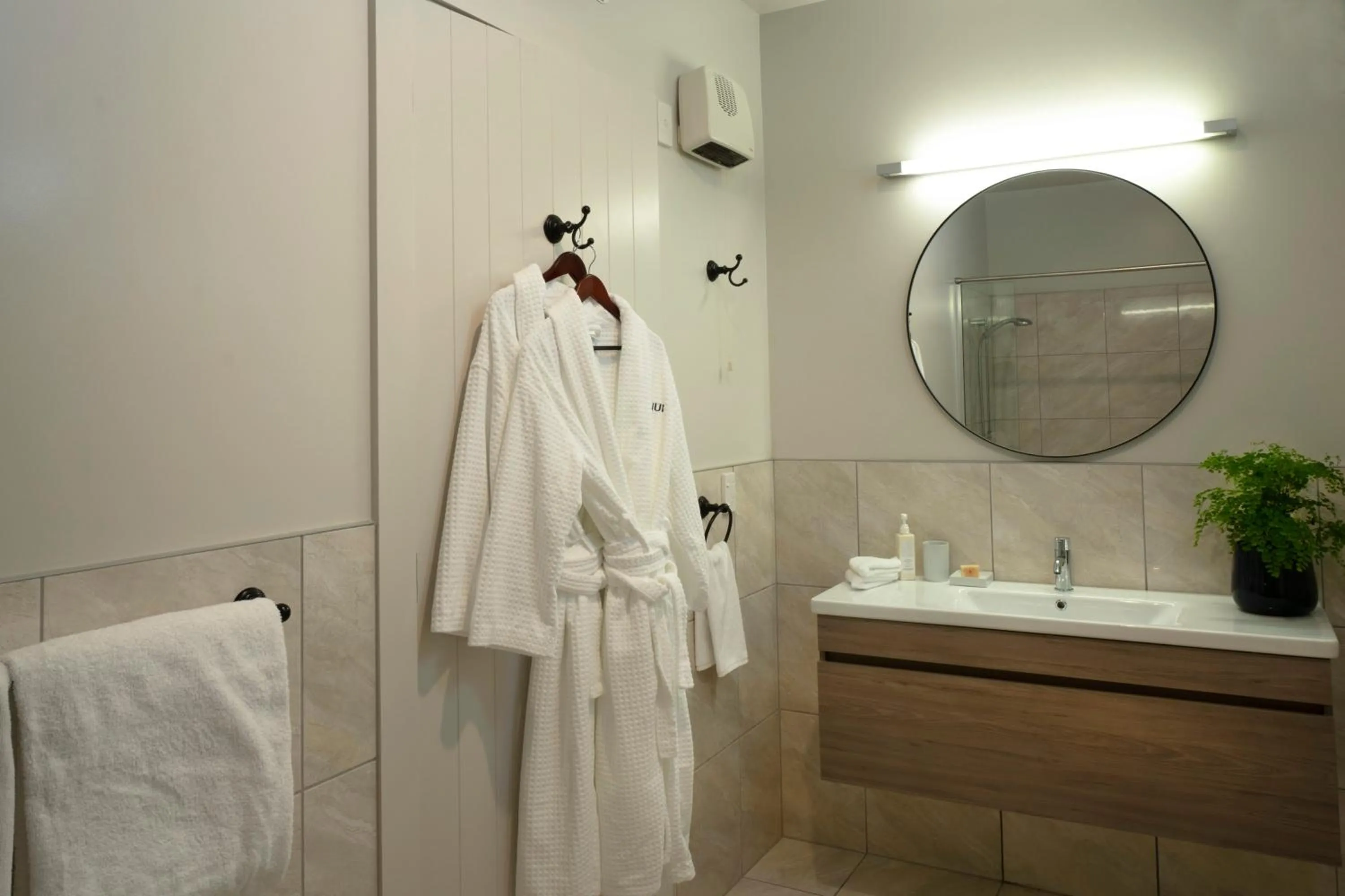 Bathroom in Ratanui Lodge