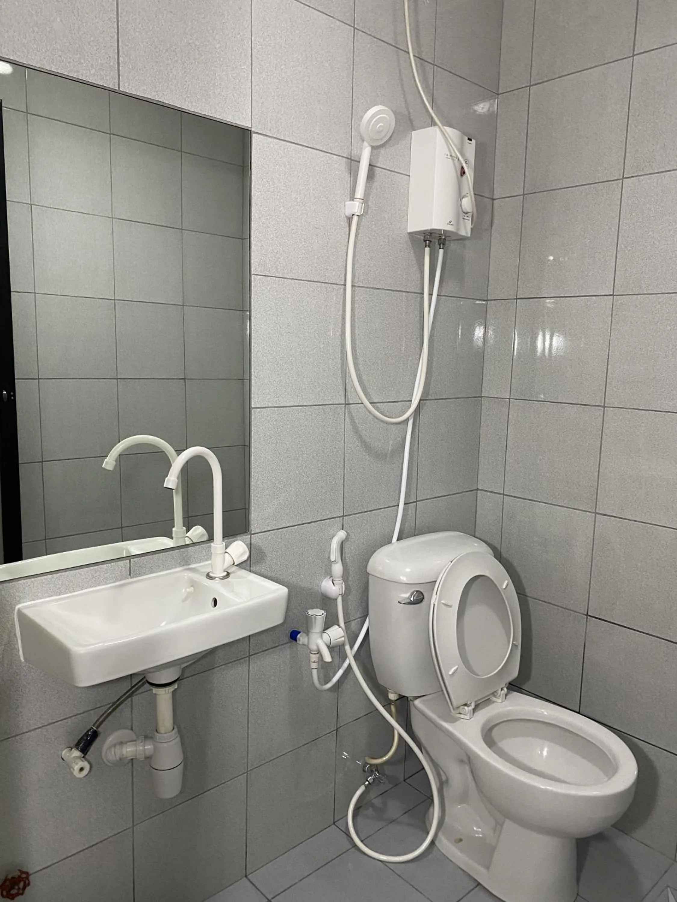 DG Budget Hotel Salem