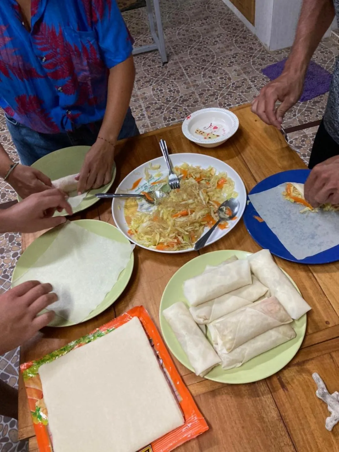 Lanta Just Come Hotel