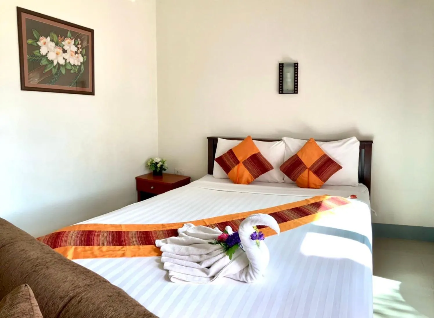 Bed in Lanta Just Come Hotel