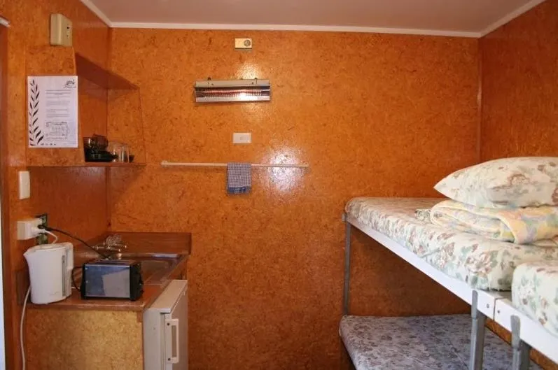 bunk bed in Auckland Northshore Motels & Holiday Park