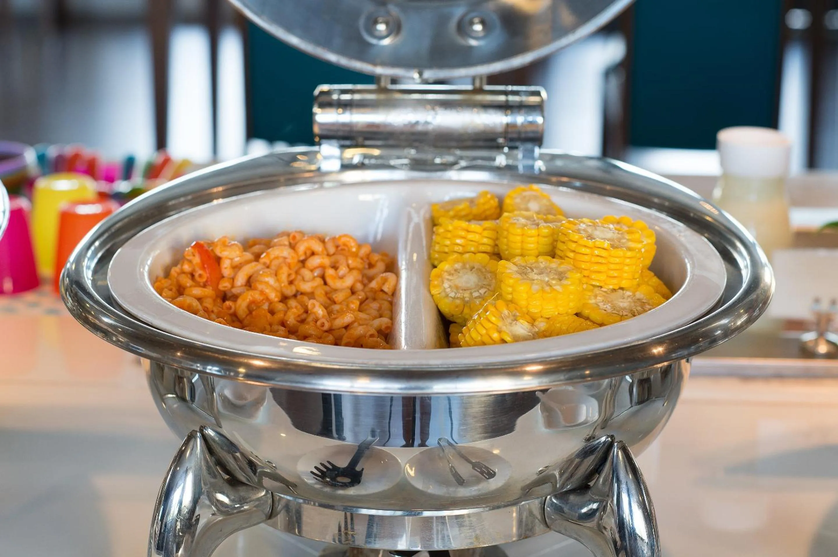 Buffet breakfast in Simplitel