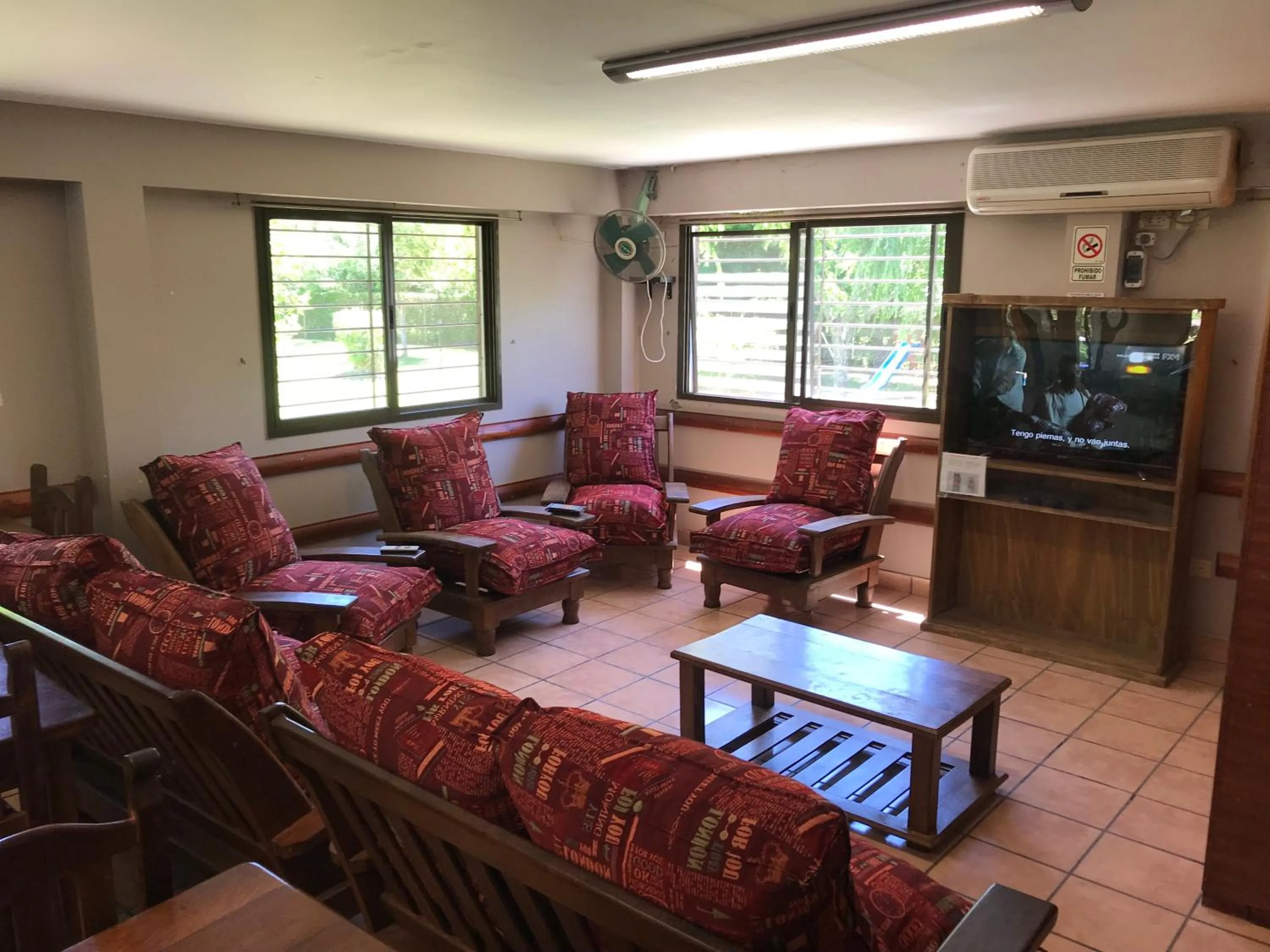 Communal lounge/ TV room in Aires Del Delta