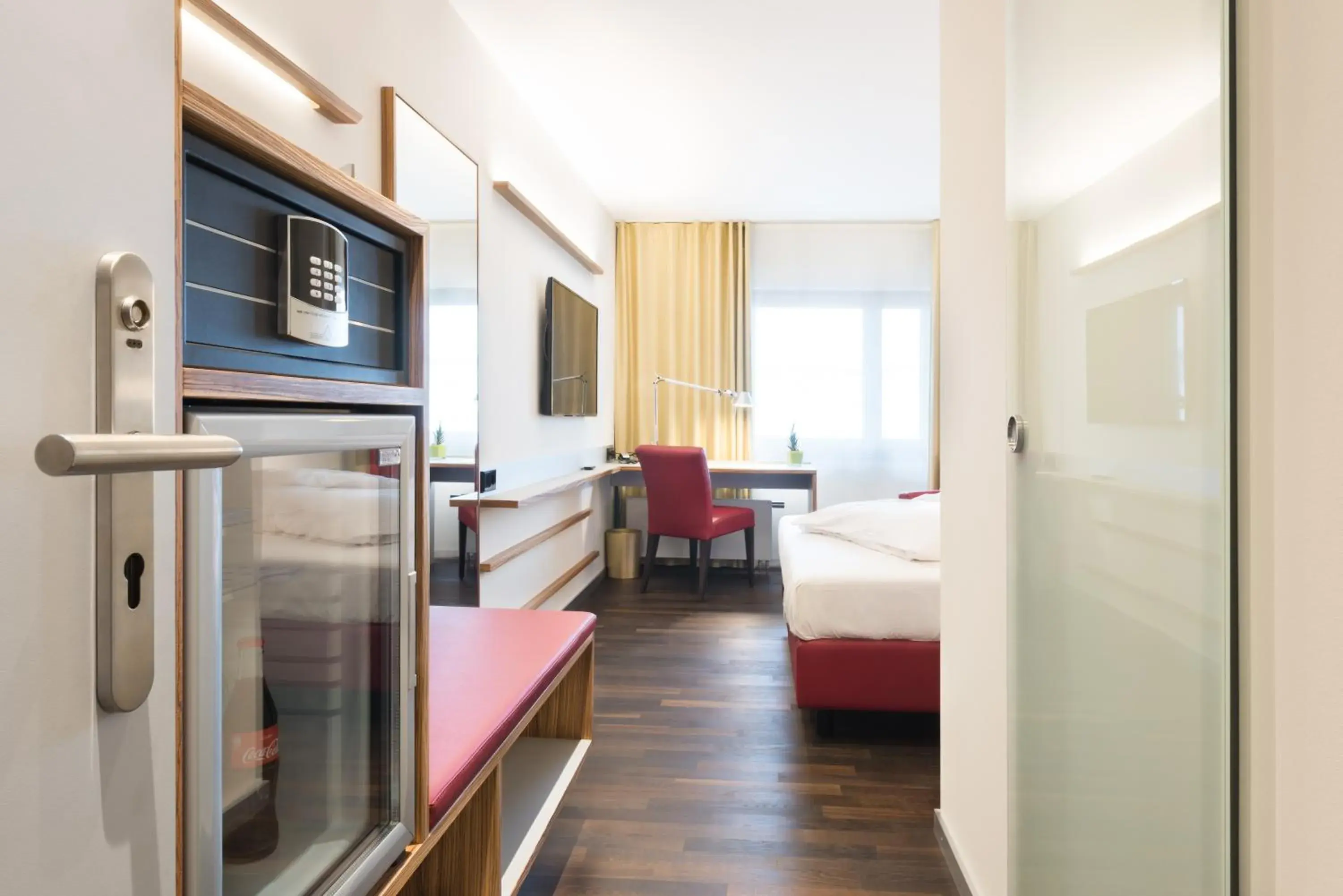 Organic Business Room Single Use in Hotel Rommel Organic Business Room Single Use in Hotel Rommel