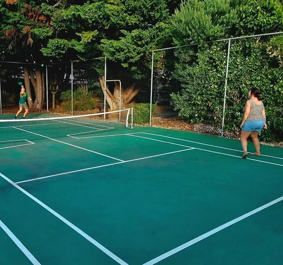 Tennis court in Margaret River Motel