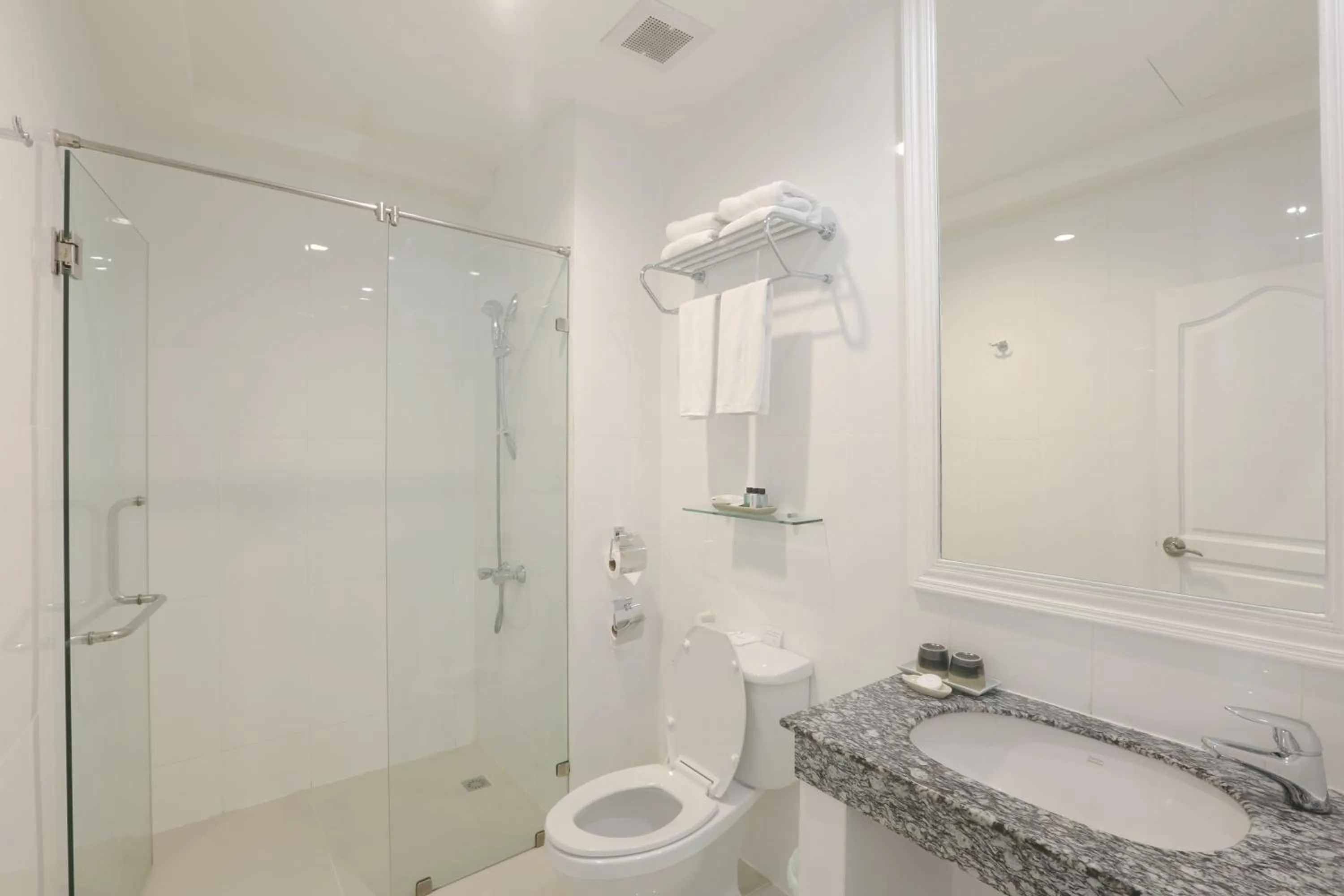 Casa Blanca Boutique Hotel - SHA Plus