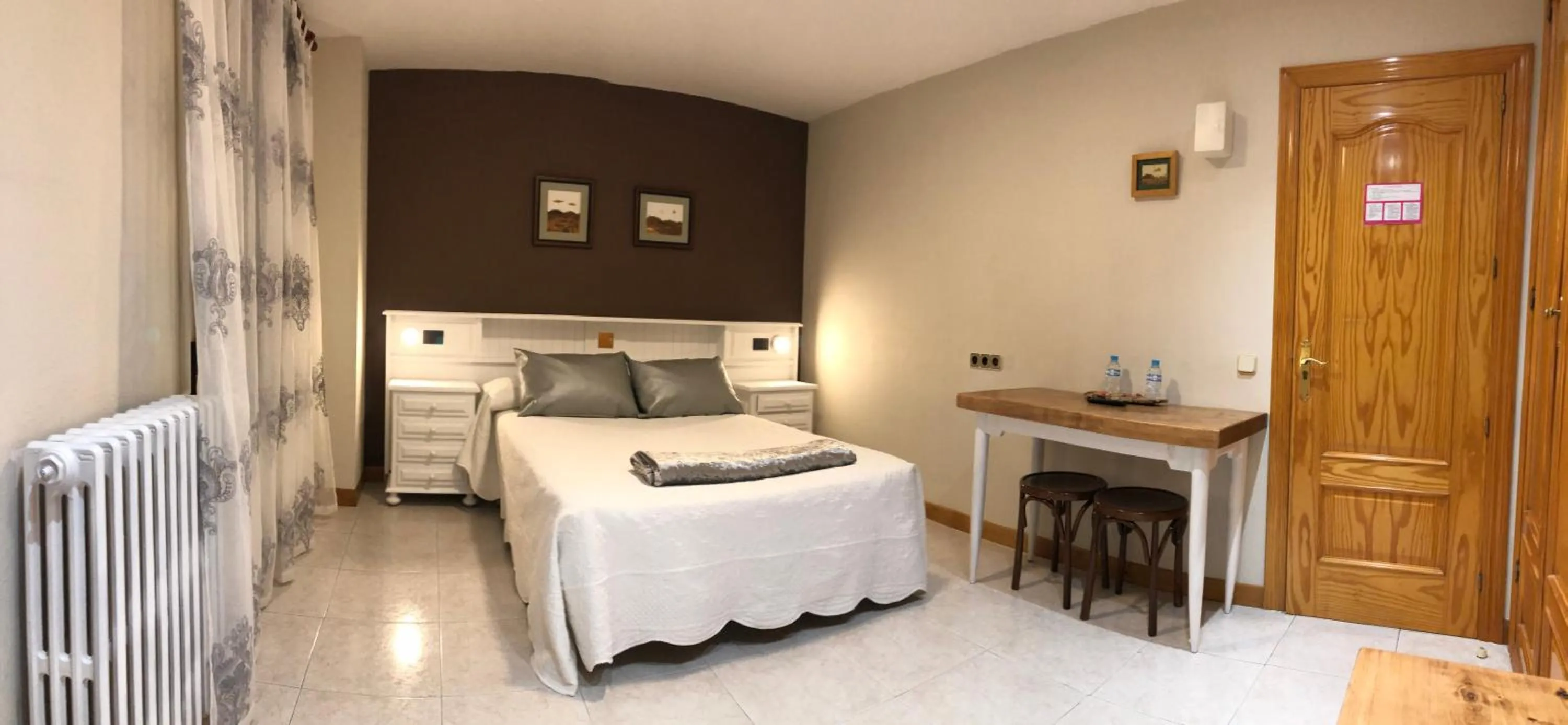 Bedroom, Bed in Hotel Apartamentos Barrau