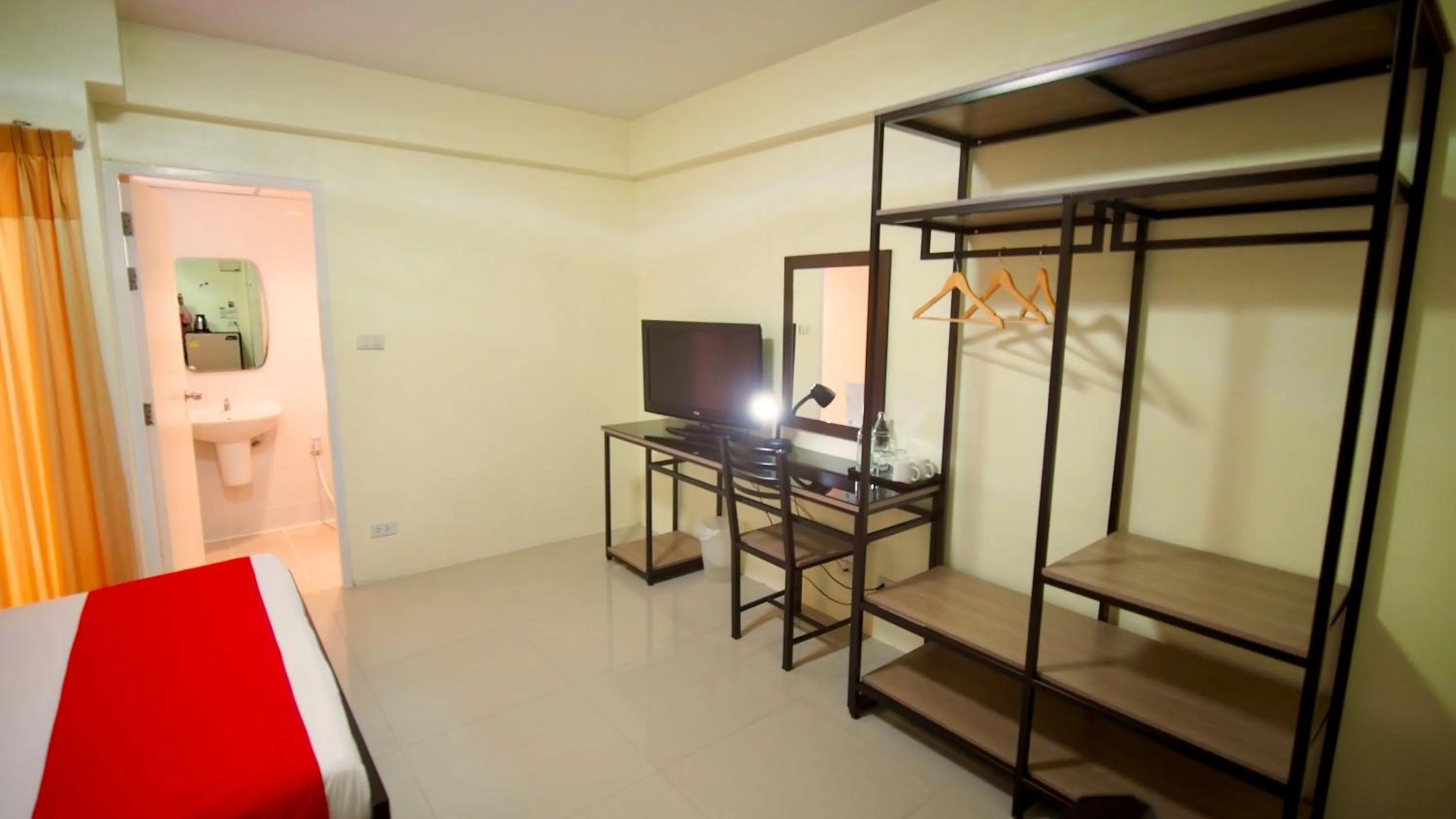 Bedroom, Bed in Salin Home Hotel Ramkhamhaeng