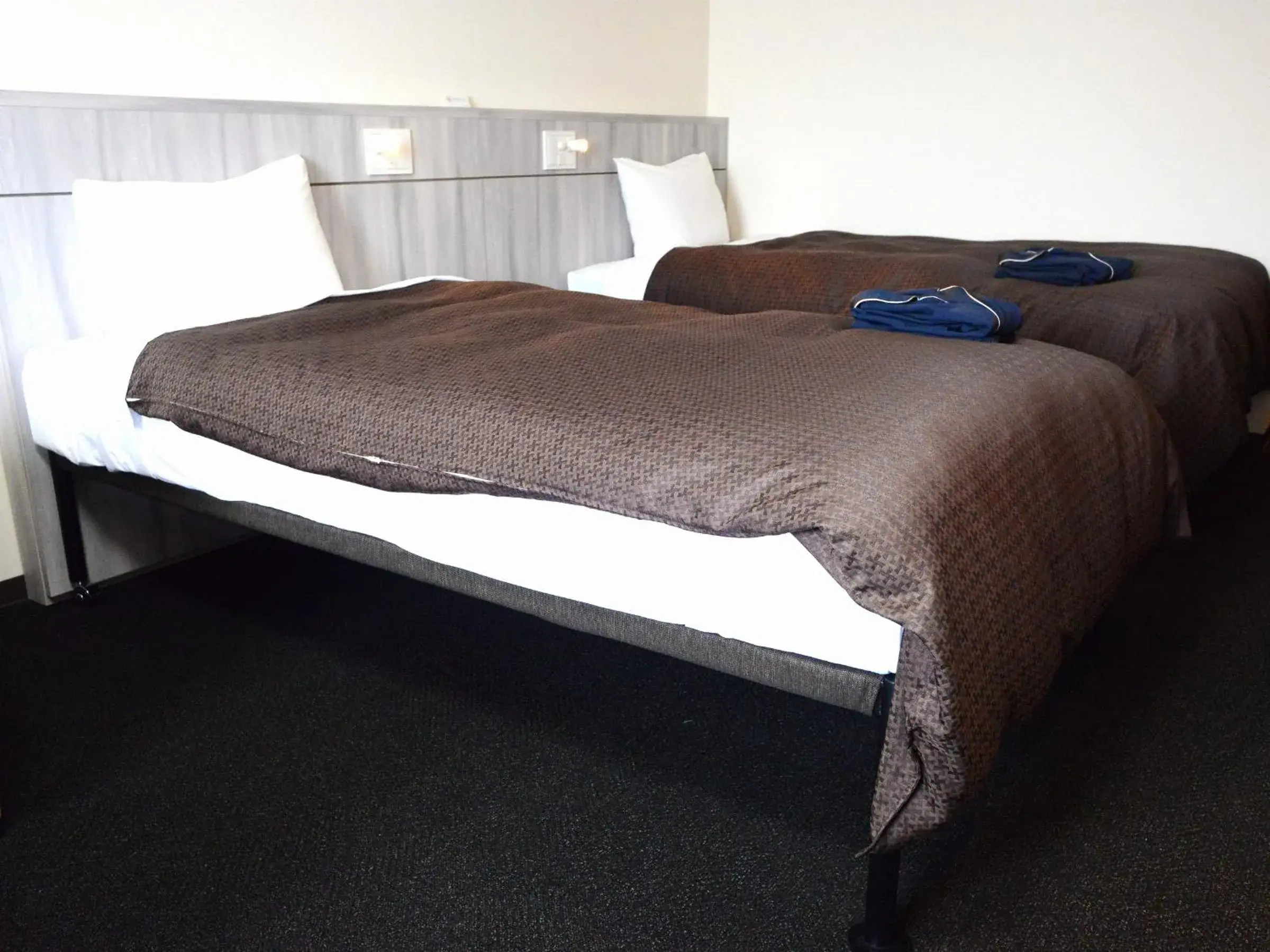 Twin Room - Smoking in Sunwest Hotel Sasebo Twin Room - Smoking in Sunwest Hotel Sasebo