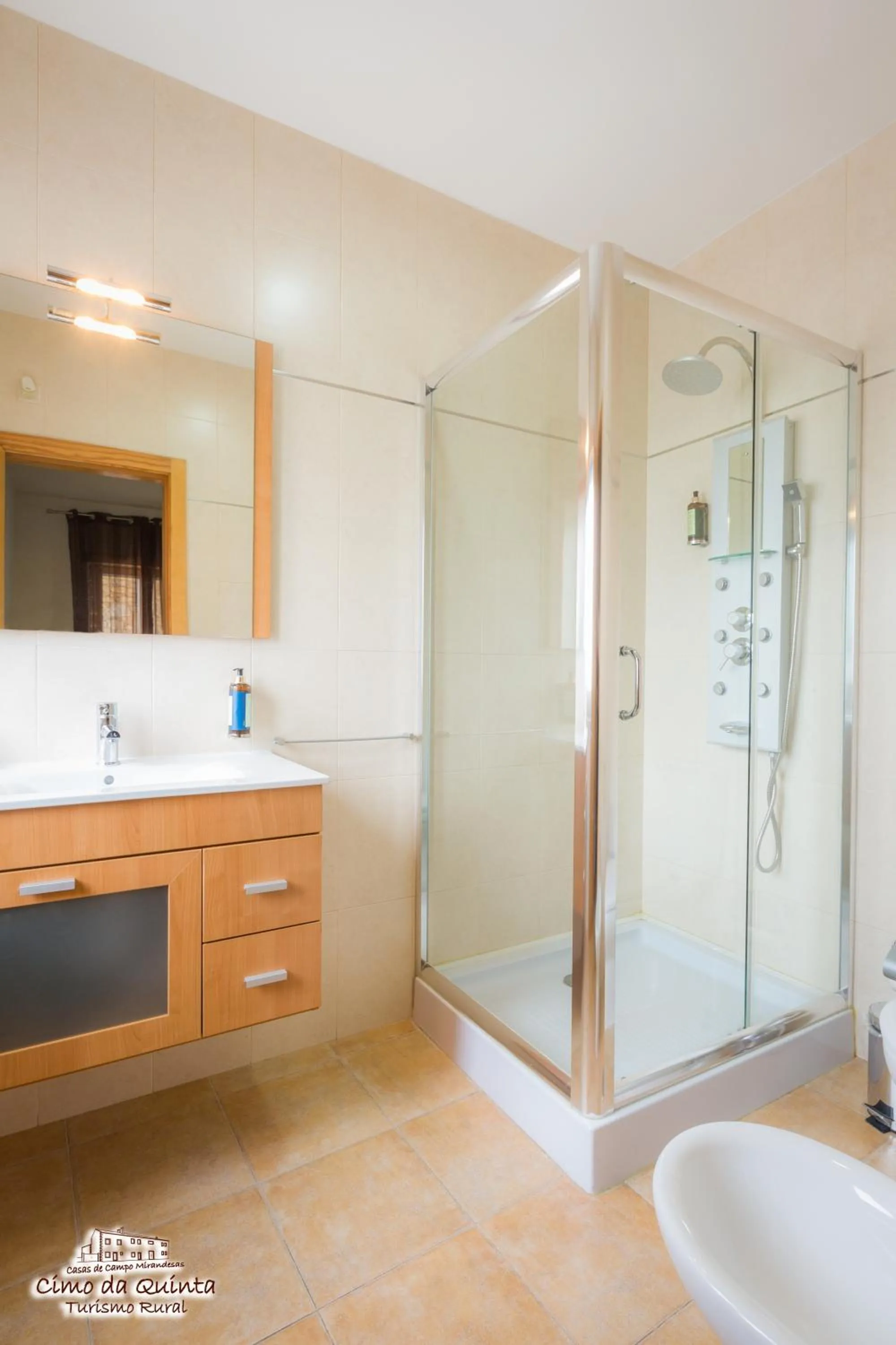 Bathroom in Casas Campo Cimo da Quinta