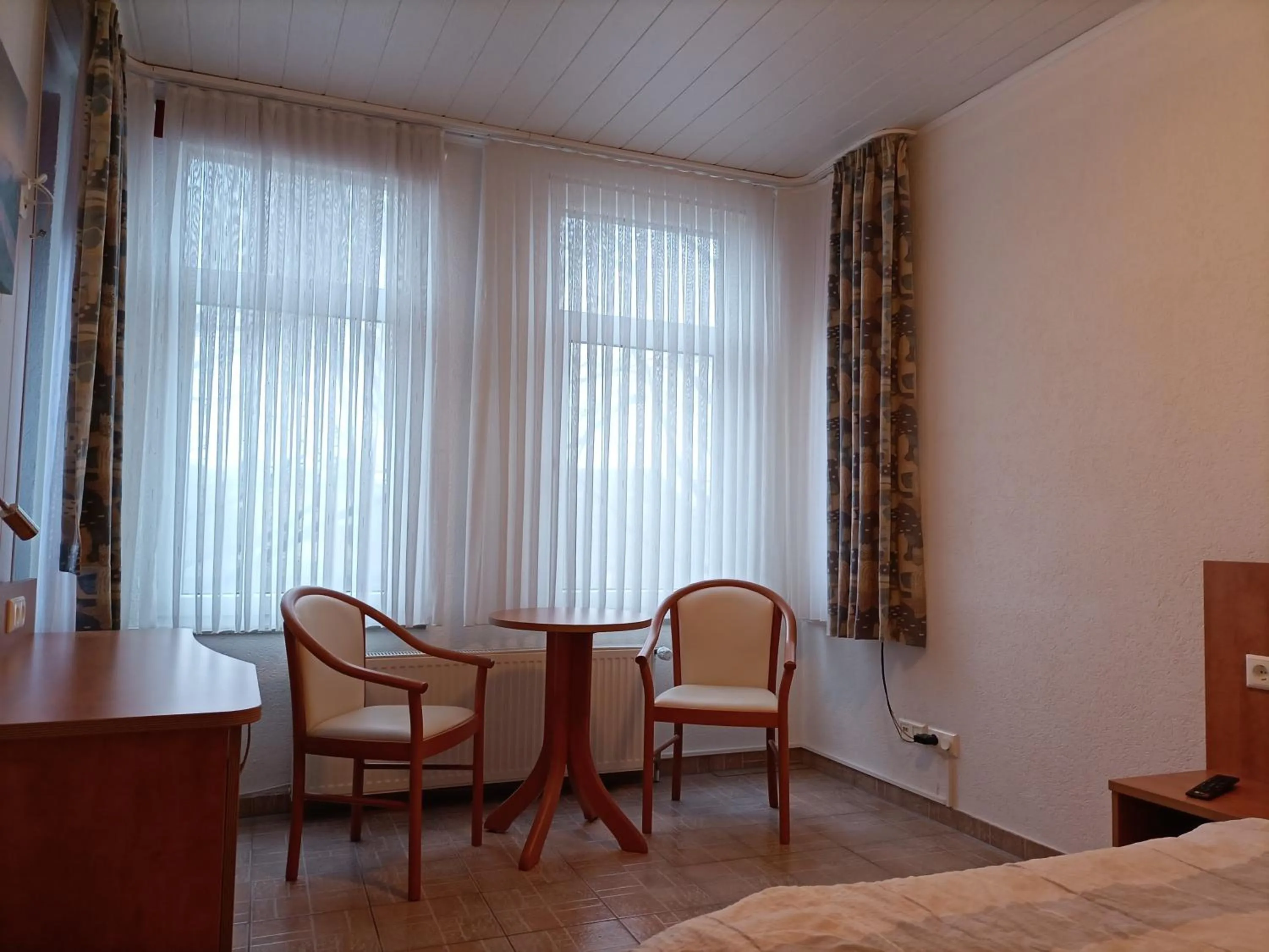 Photo of the whole room, Bed in Hotel An der Karlstadt