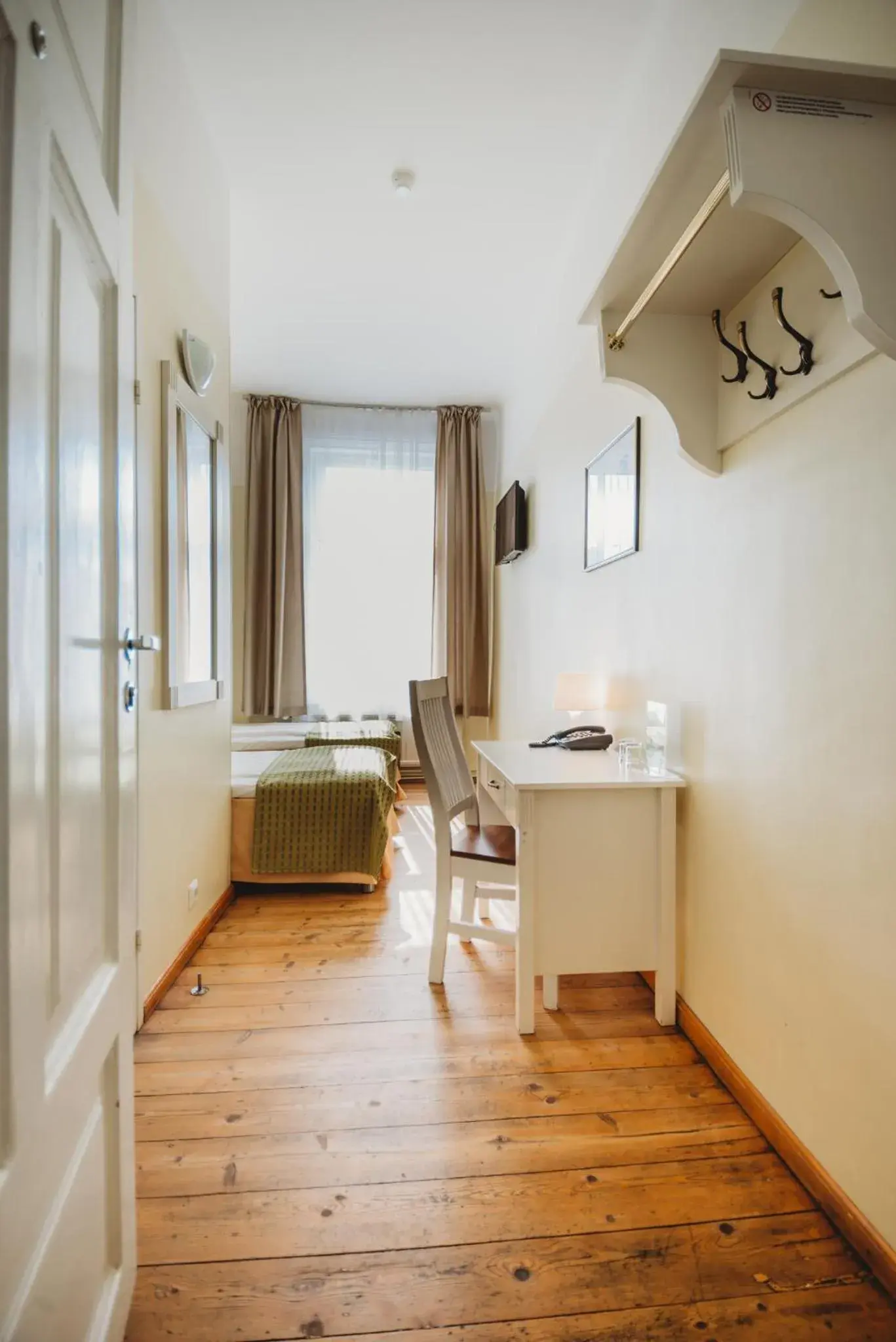 Economy Twin Room in Economy Hotel Economy Twin Room in Economy Hotel