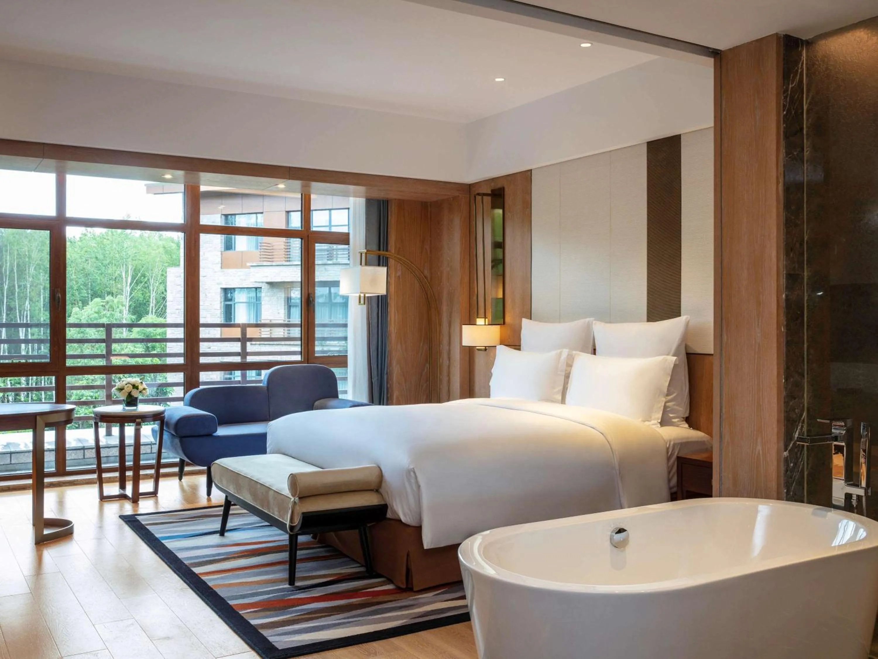 Photo of the whole room, Bed in Pullman Changbaishan Resort