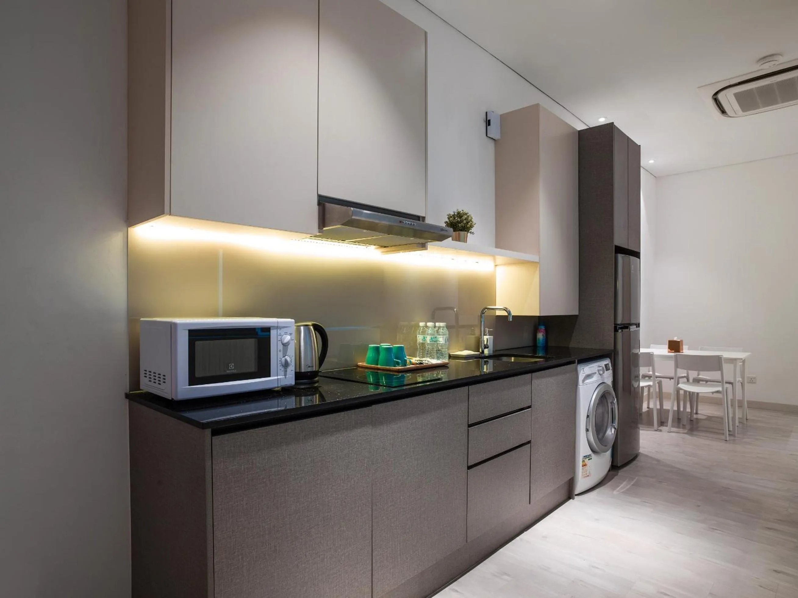 Kitchen or kitchenette in Magazine Vista Hotel Managed by The Ascott Limited