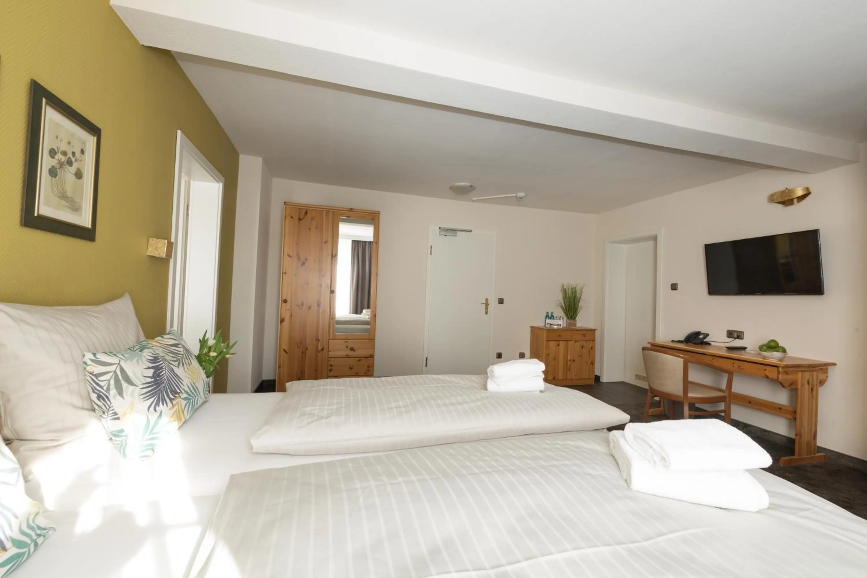 Photo of the whole room, Bed in Hotel Residenz23