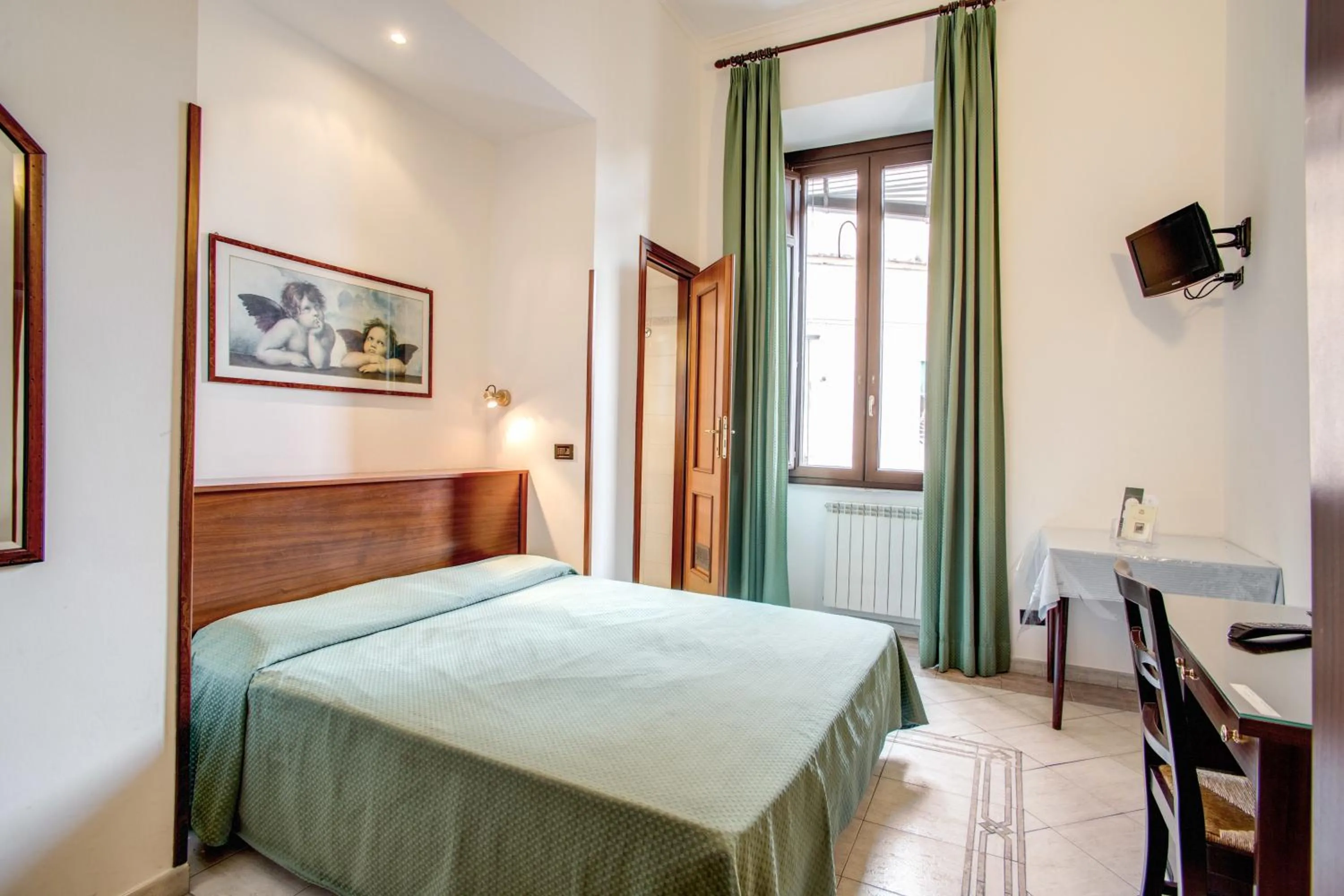 Bed in Hotel Primavera