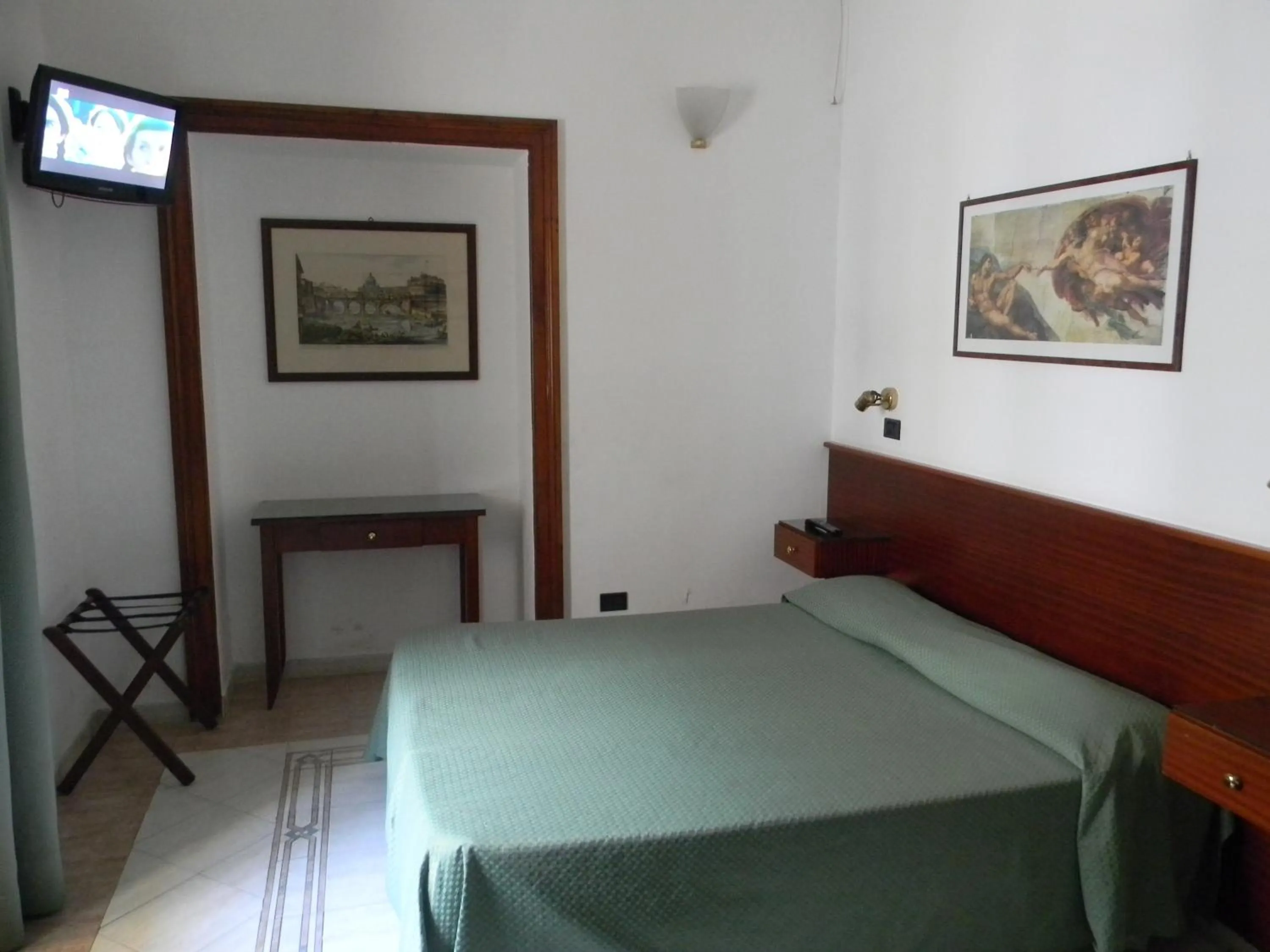 Photo of the whole room, Bed in Hotel Primavera