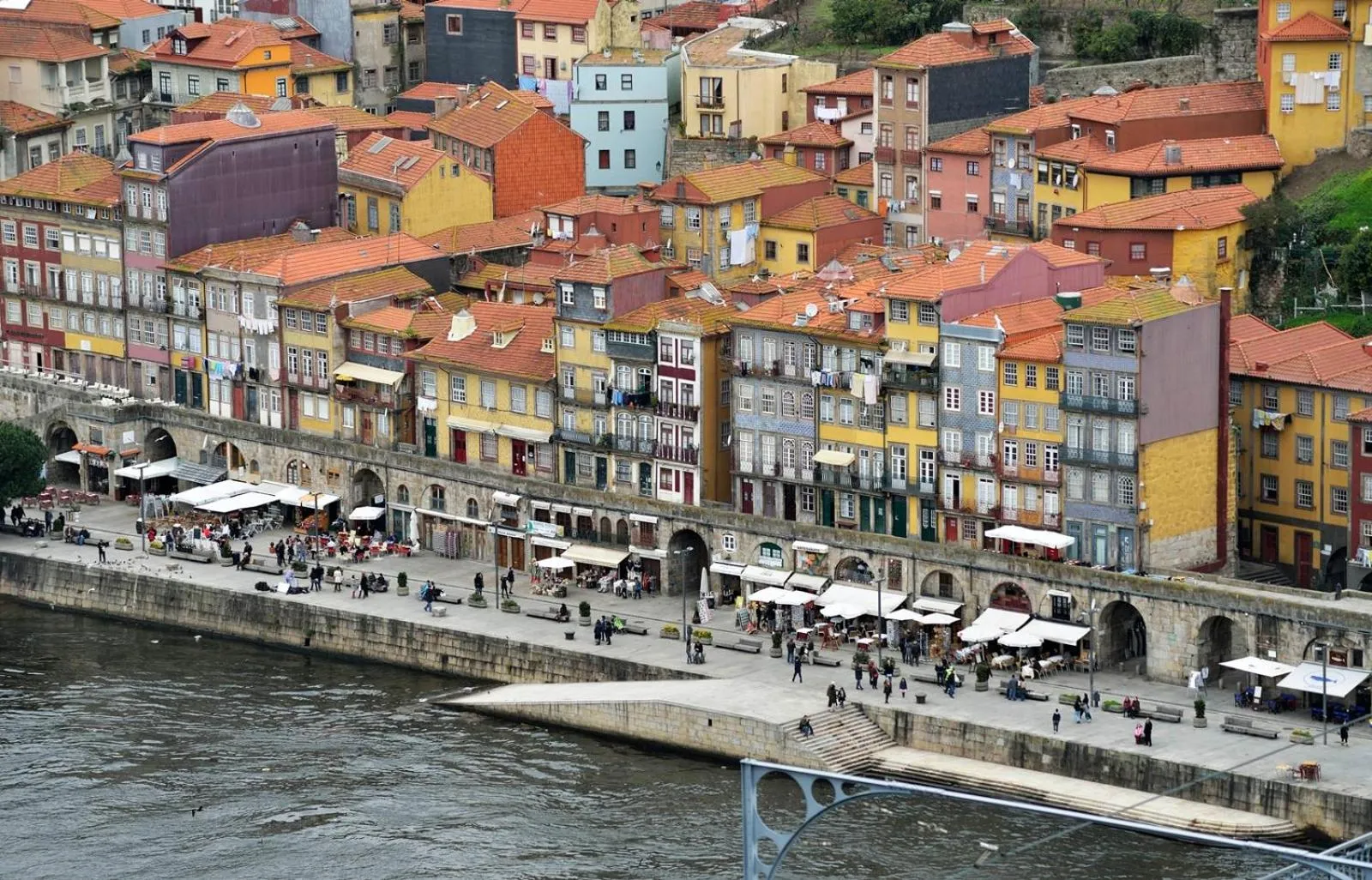 Property building in RVA - Gustave Eiffel Apartments