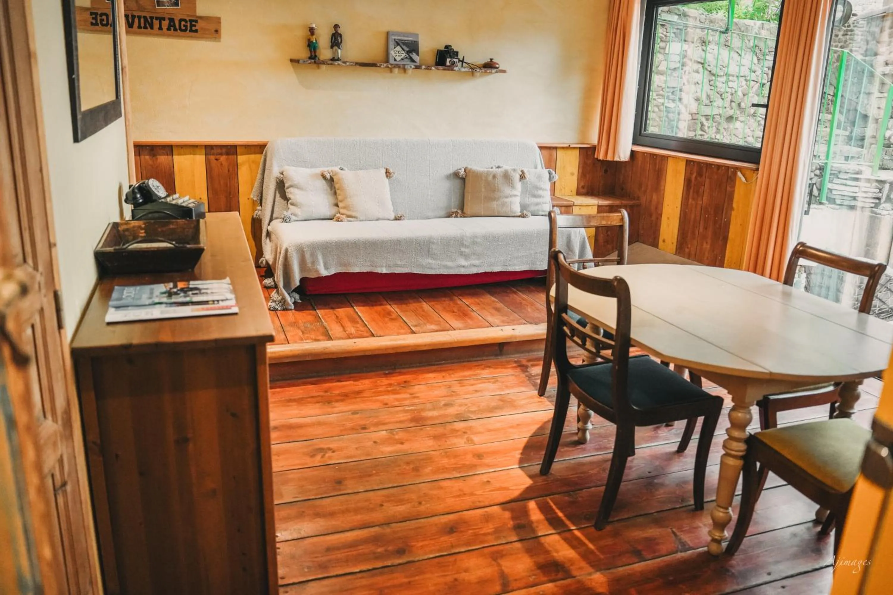 Bed in La Calanque de Figuerolles