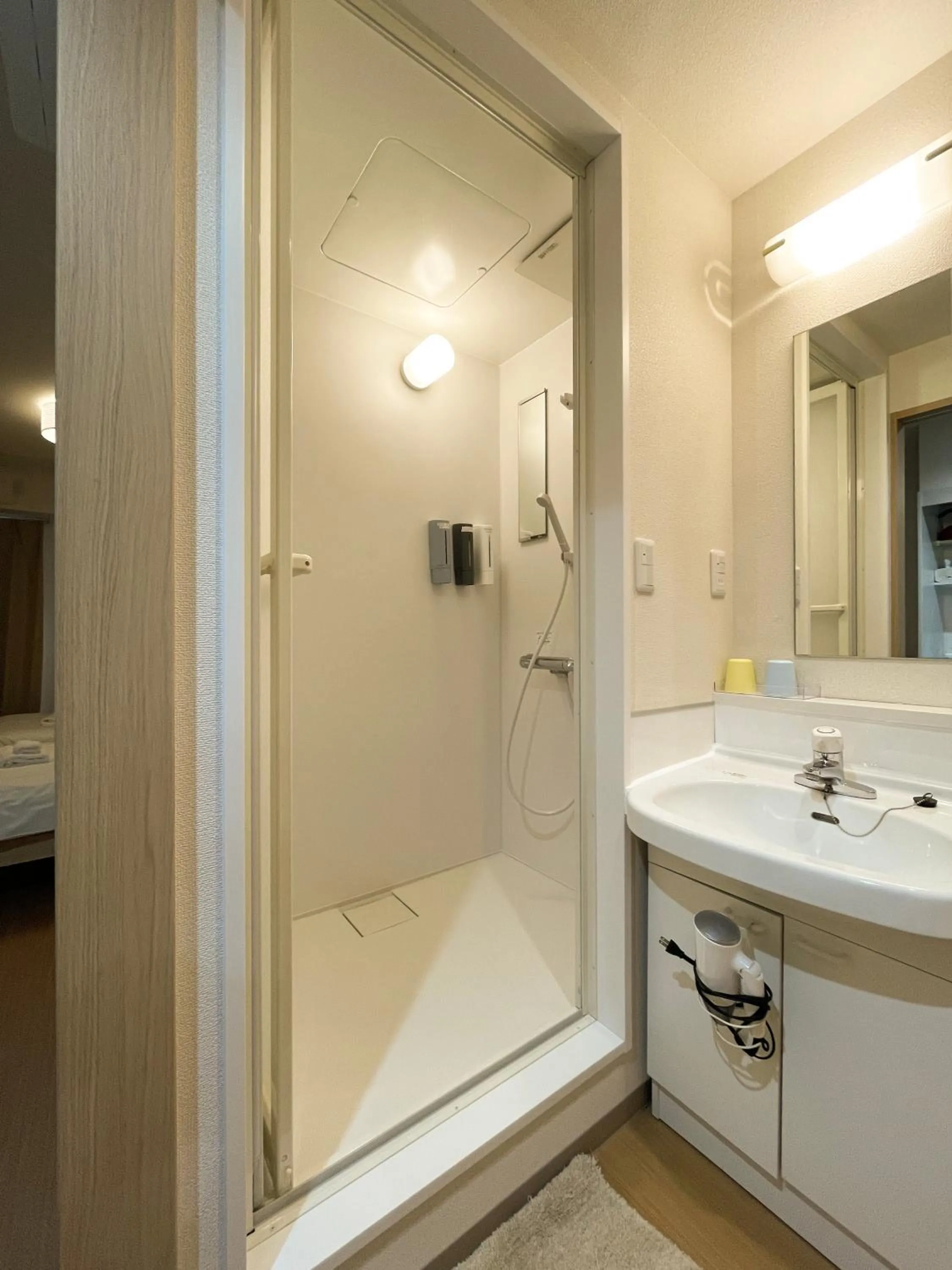 Shower in Connect Inn