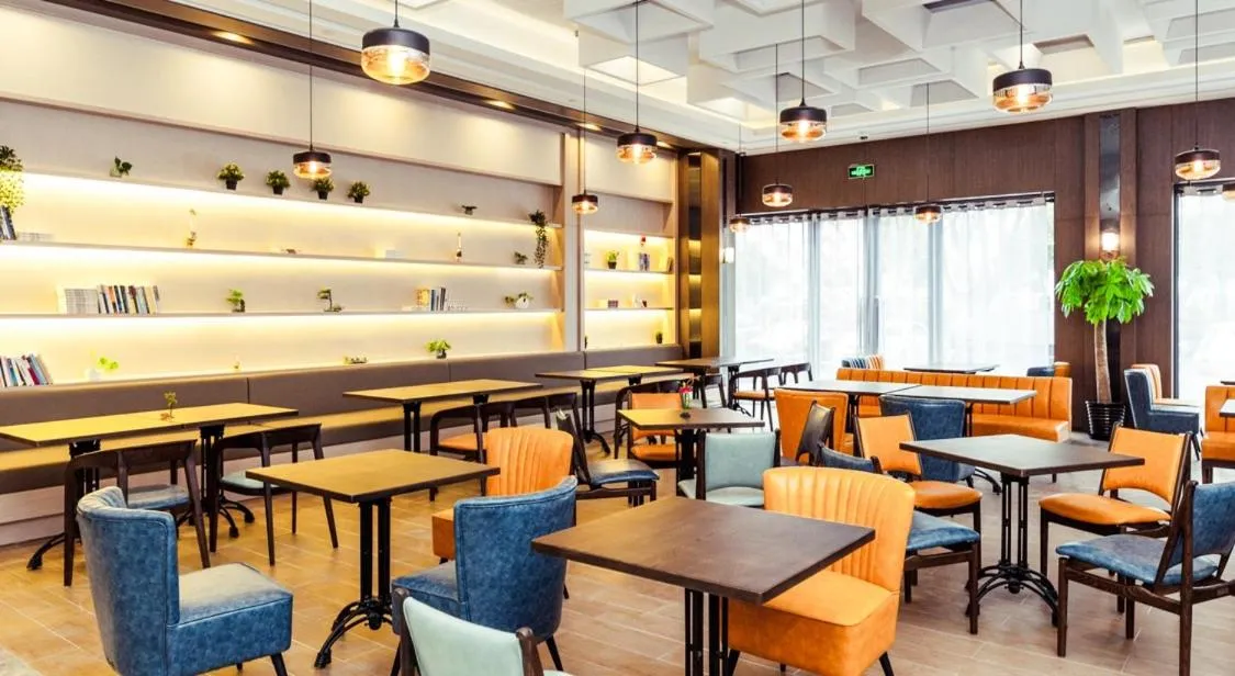 Atour Hotel Shanghai Pudong Airport