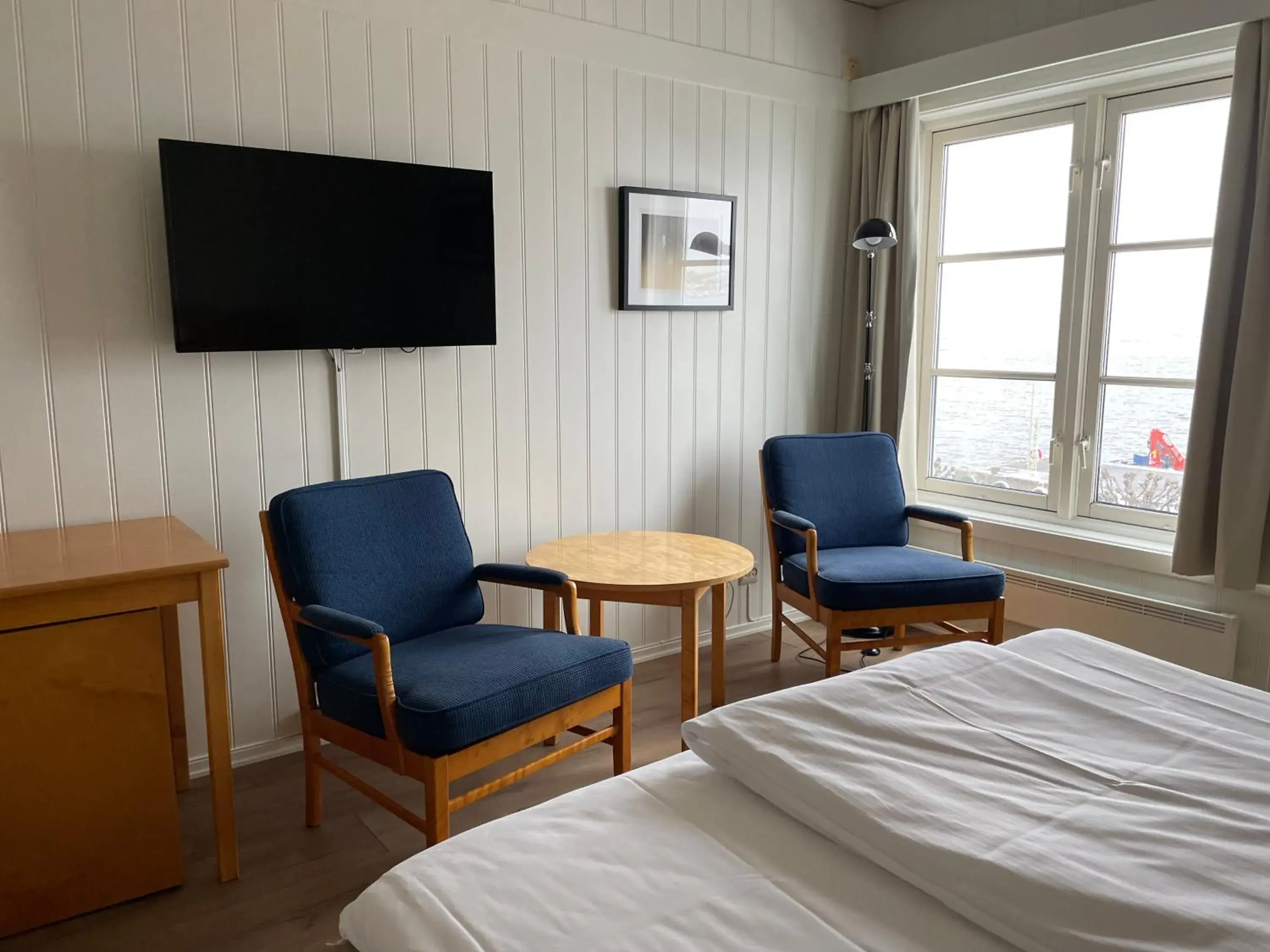 Double Room with Sea View in Risør Hotel Double Room with Sea View in Risør Hotel