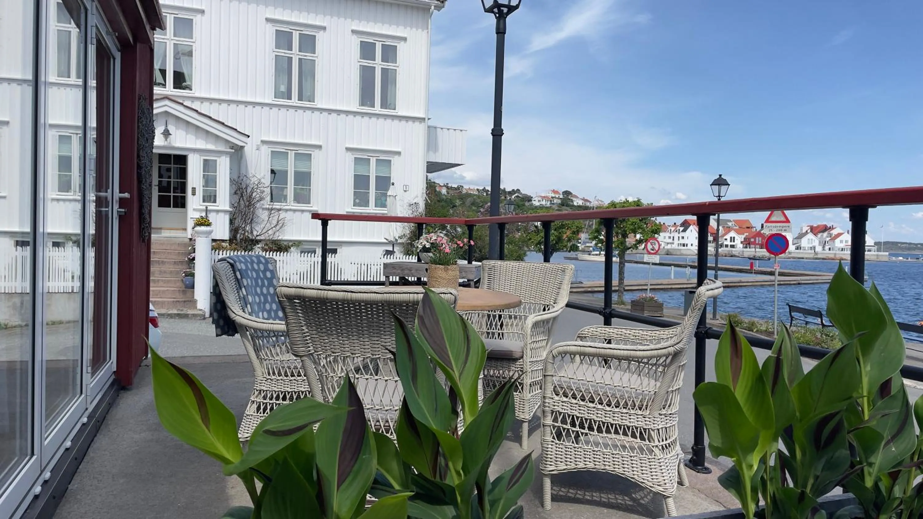 Patio in Risør Hotel
