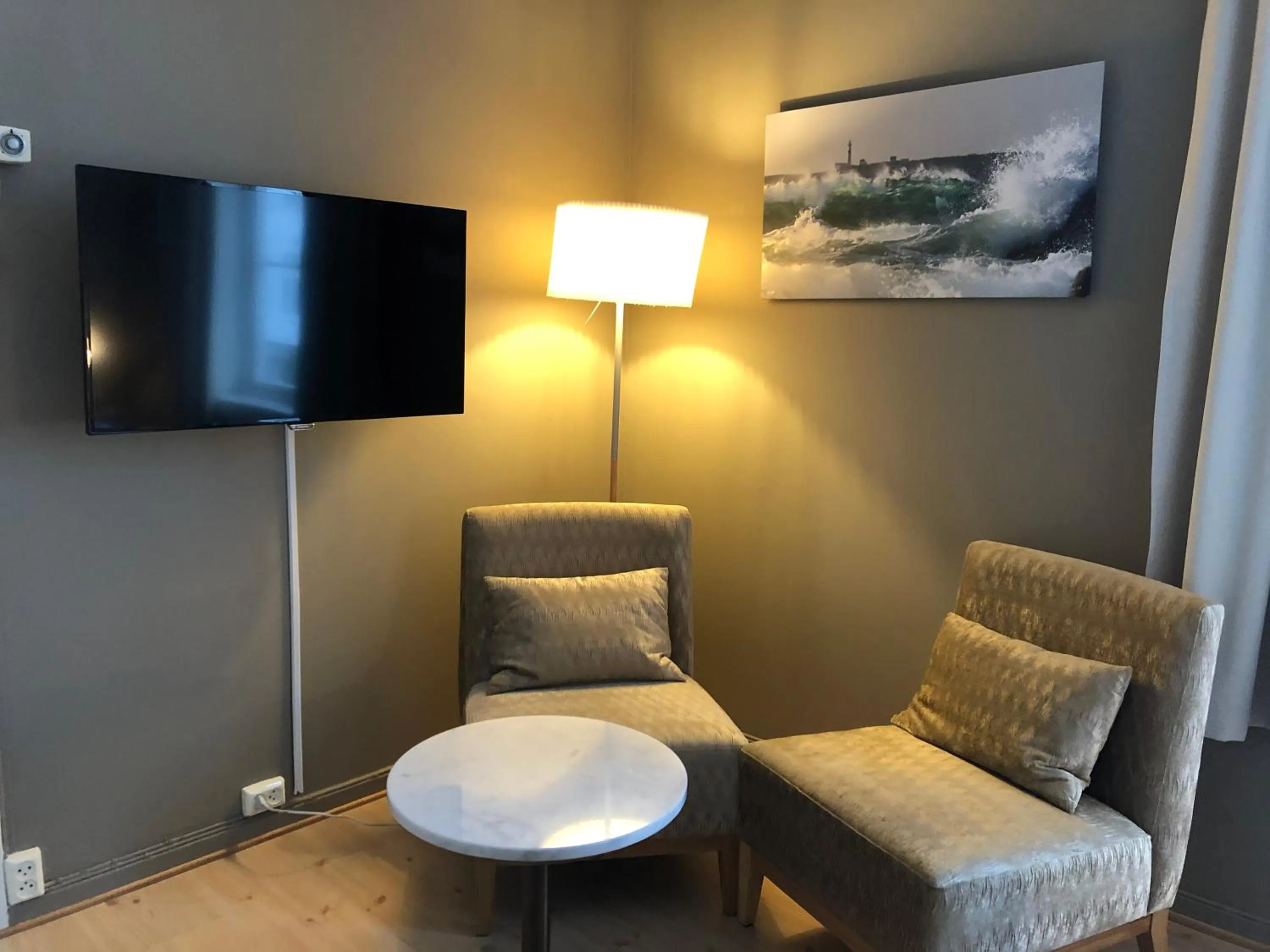 TV and multimedia in Risør Hotel
