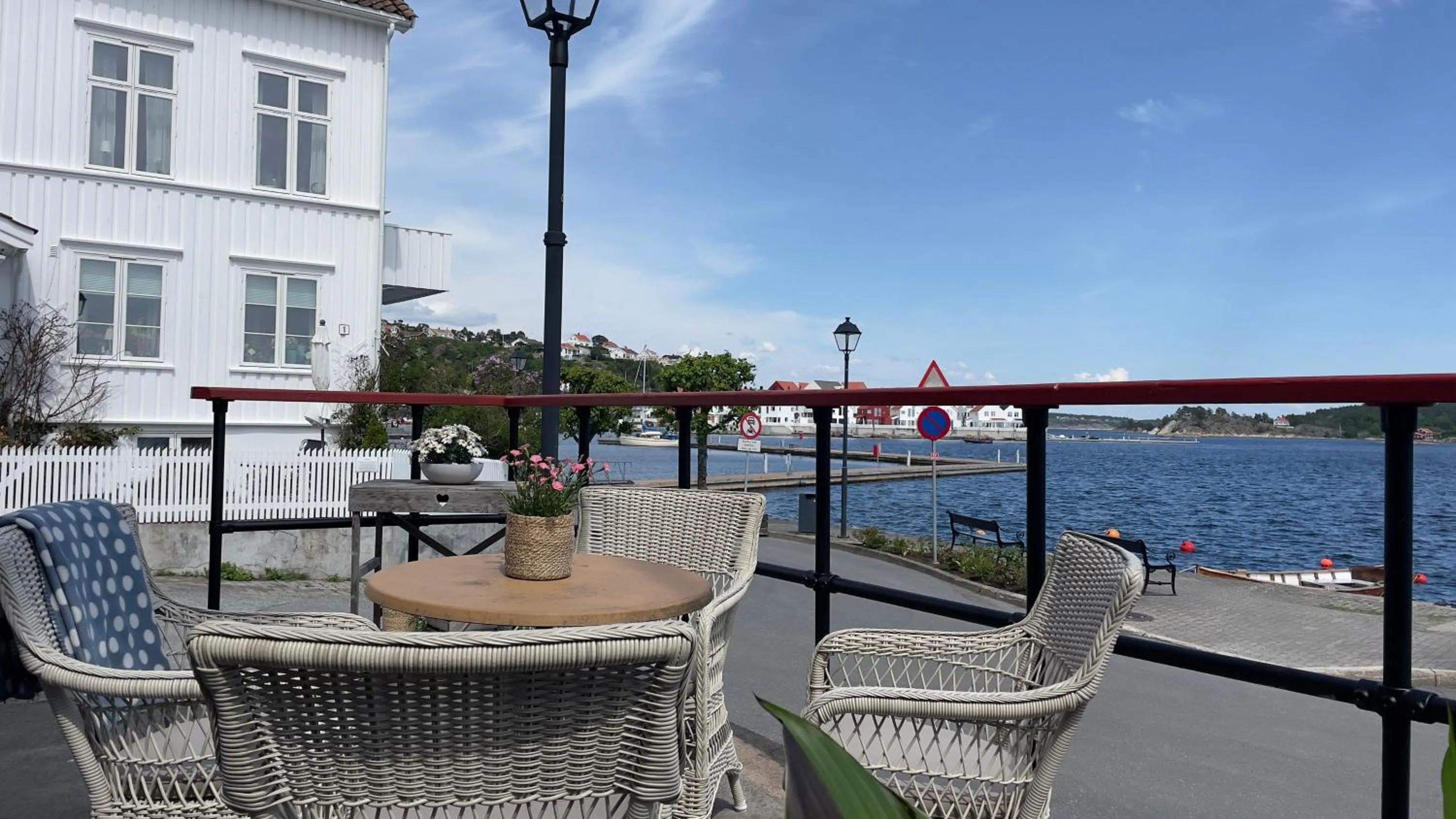 Patio in Risør Hotel