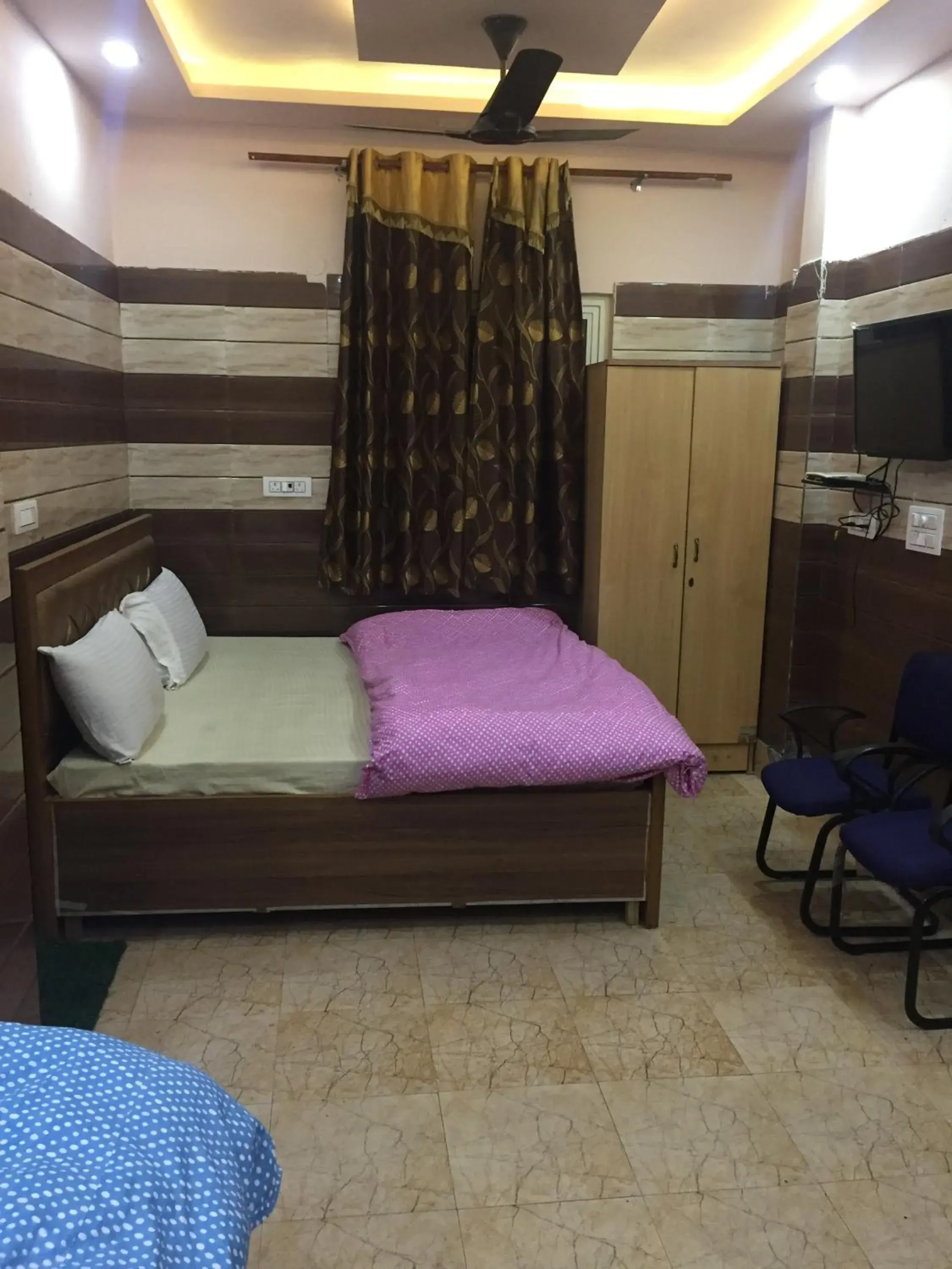 Deluxe King Room in Royal Residency Deluxe King Room in Royal Residency