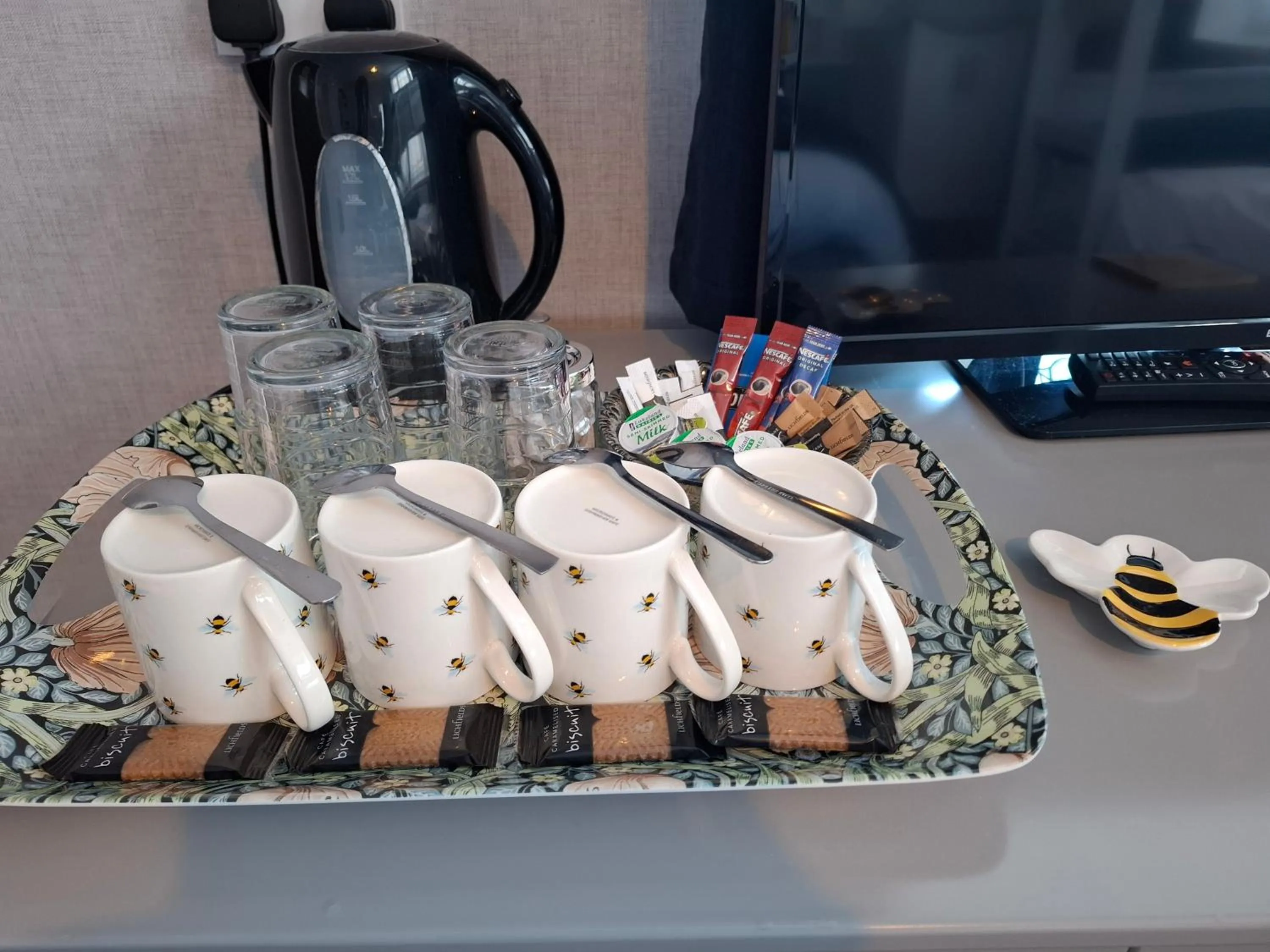 Coffee/tea facilities in Westbrook Lodge Guest House