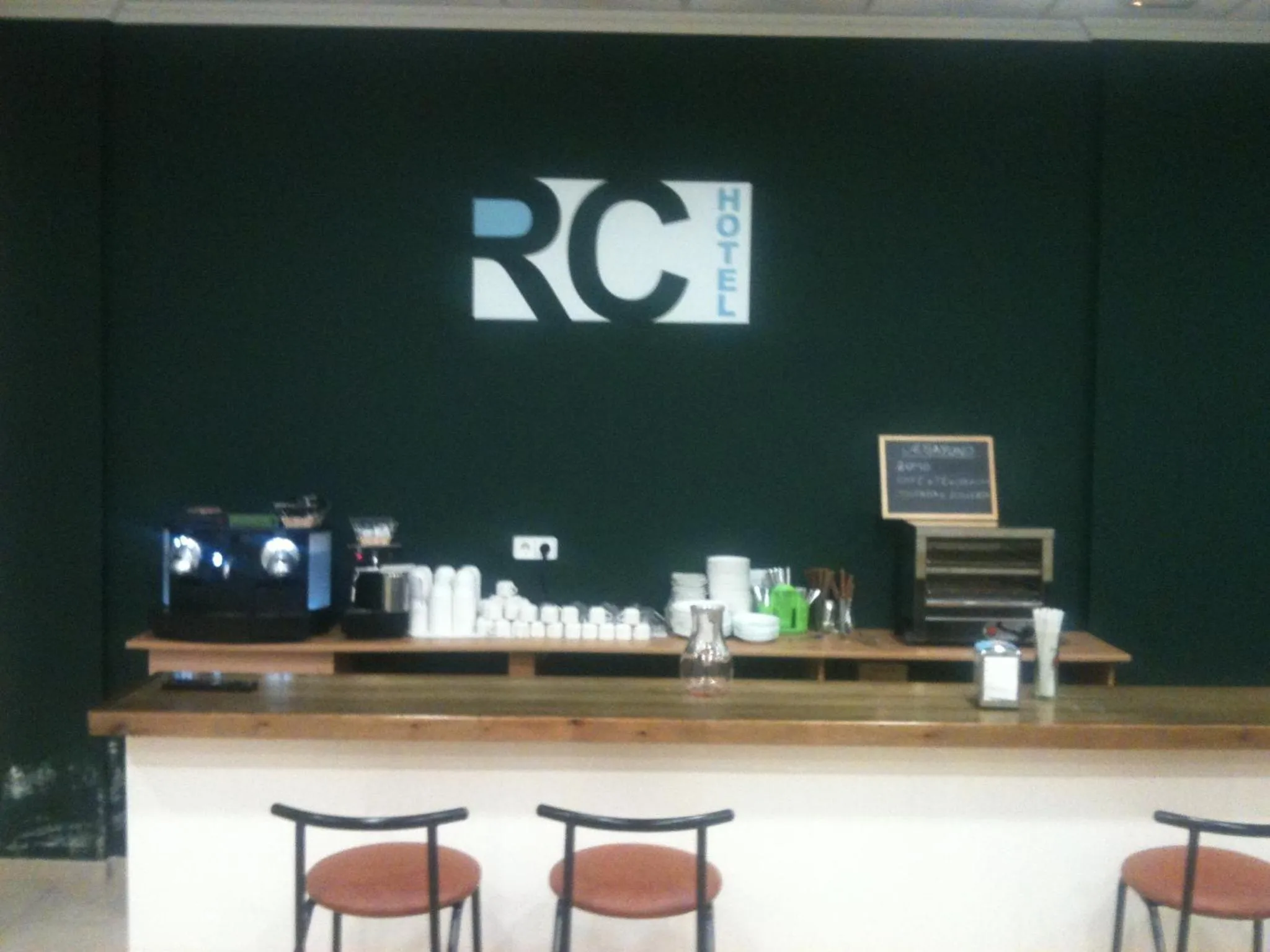 Restaurant/places to eat in Hotel RC Ramon y Cajal