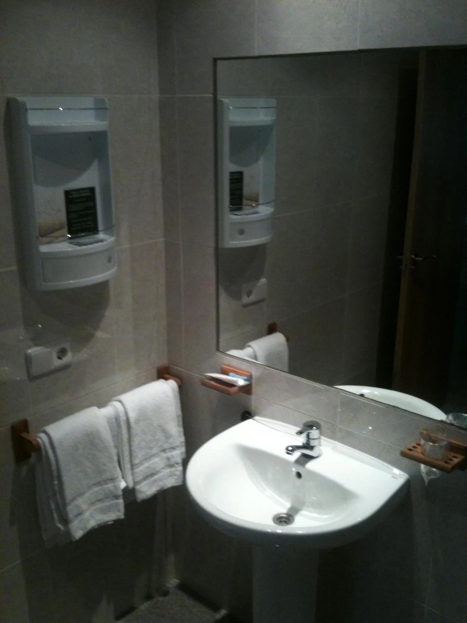 Bathroom in Hotel RC Ramon y Cajal