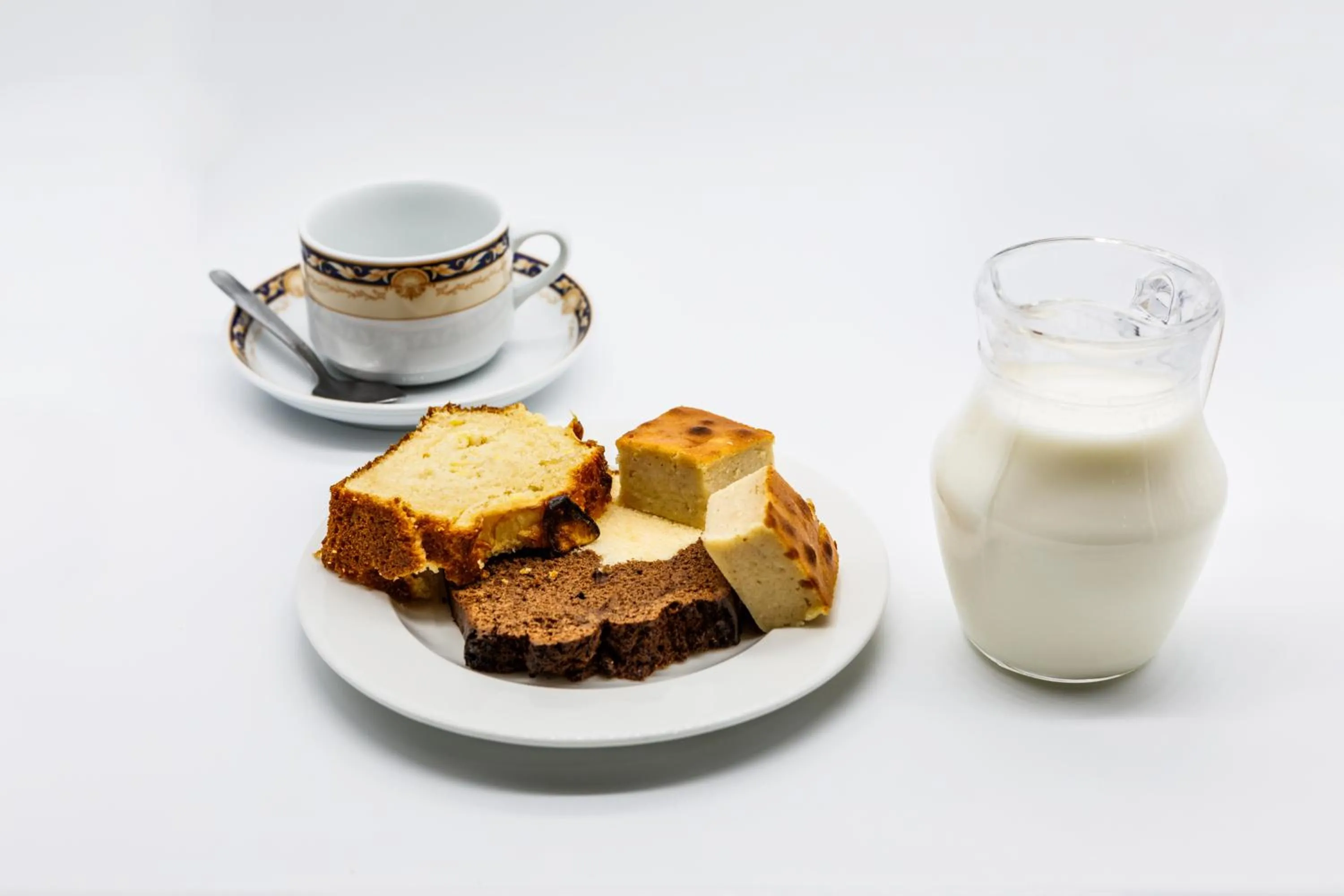 Buffet breakfast in Hotel Rincón de Antón