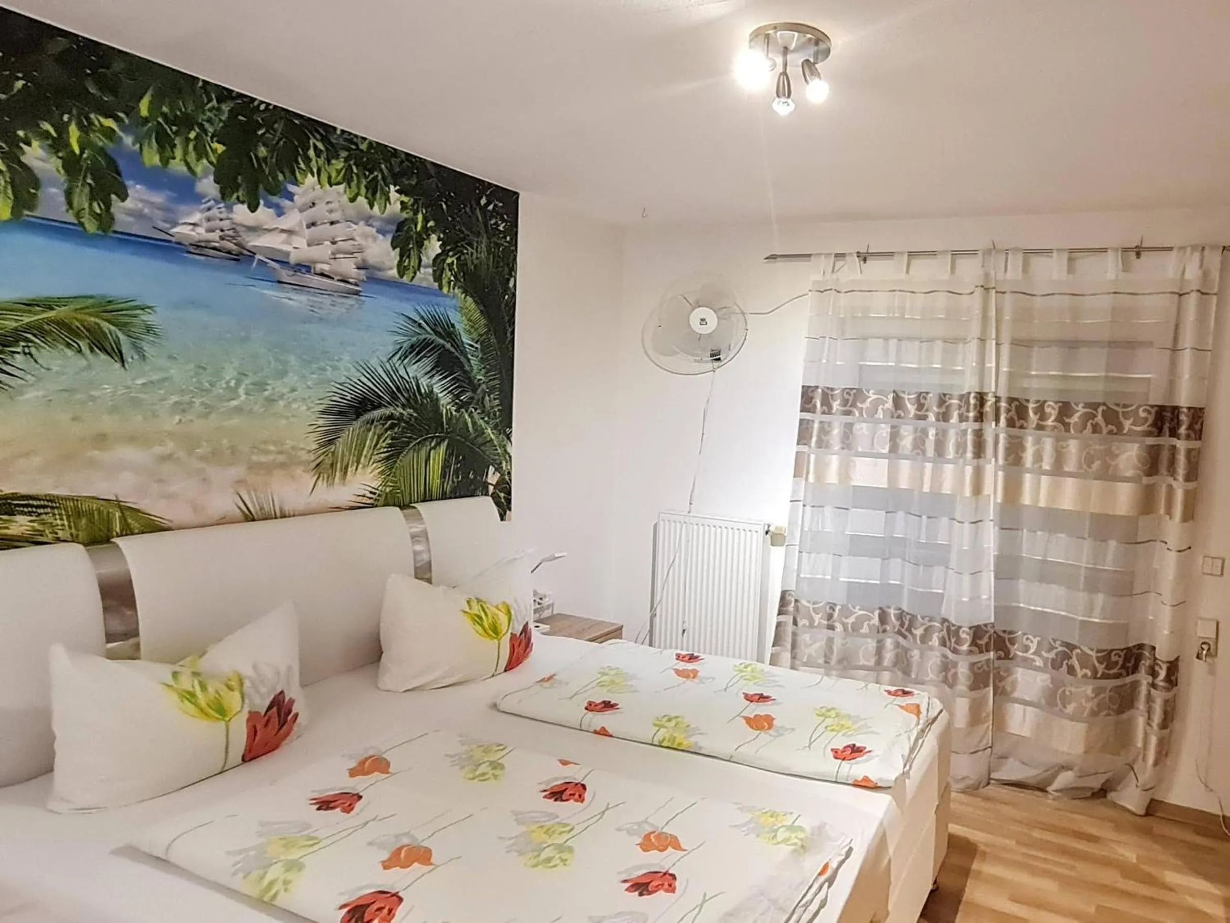 Bed in Hotel Garni Rodenbach