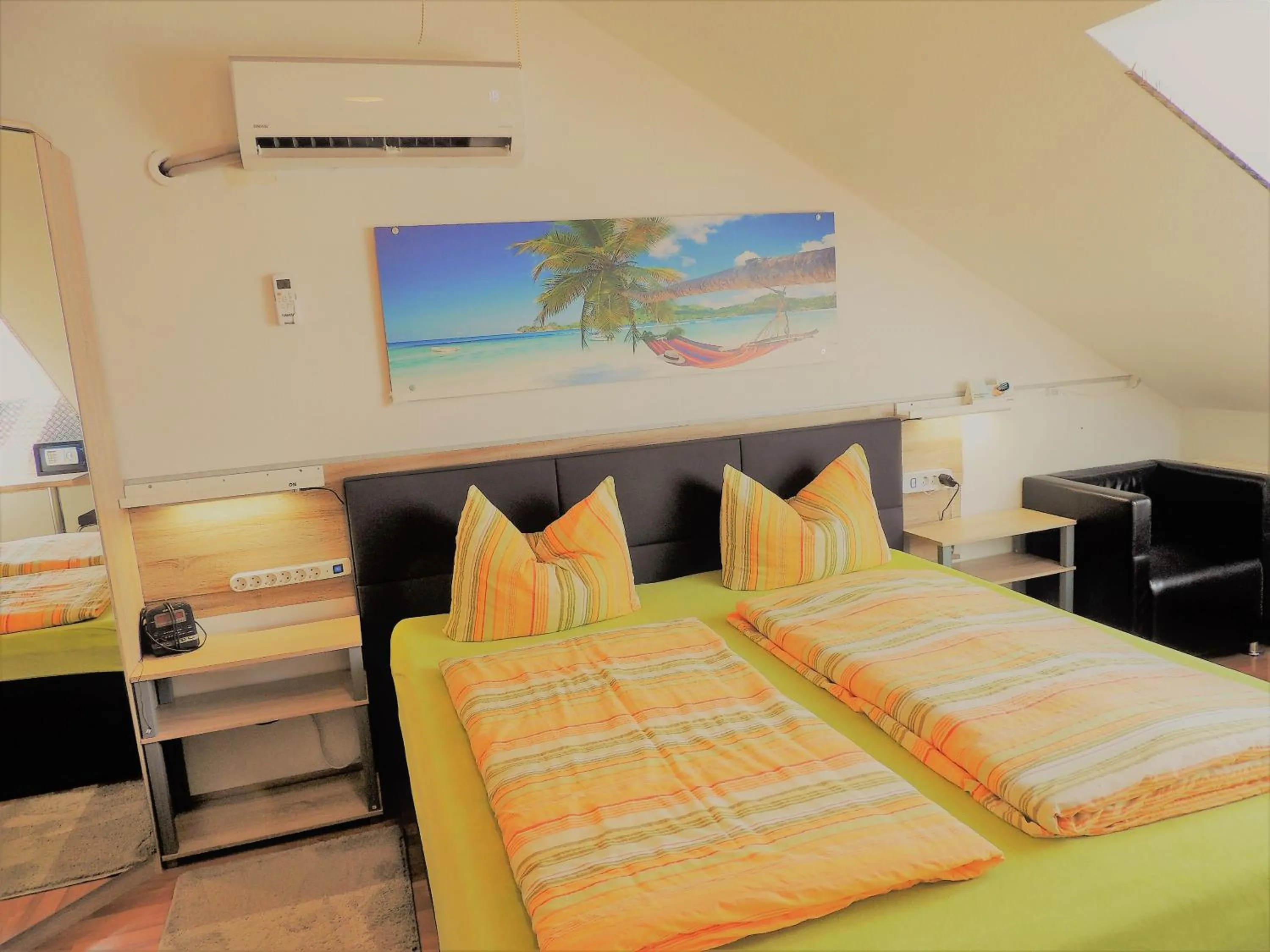 Photo of the whole room, Bed in Hotel Garni Rodenbach