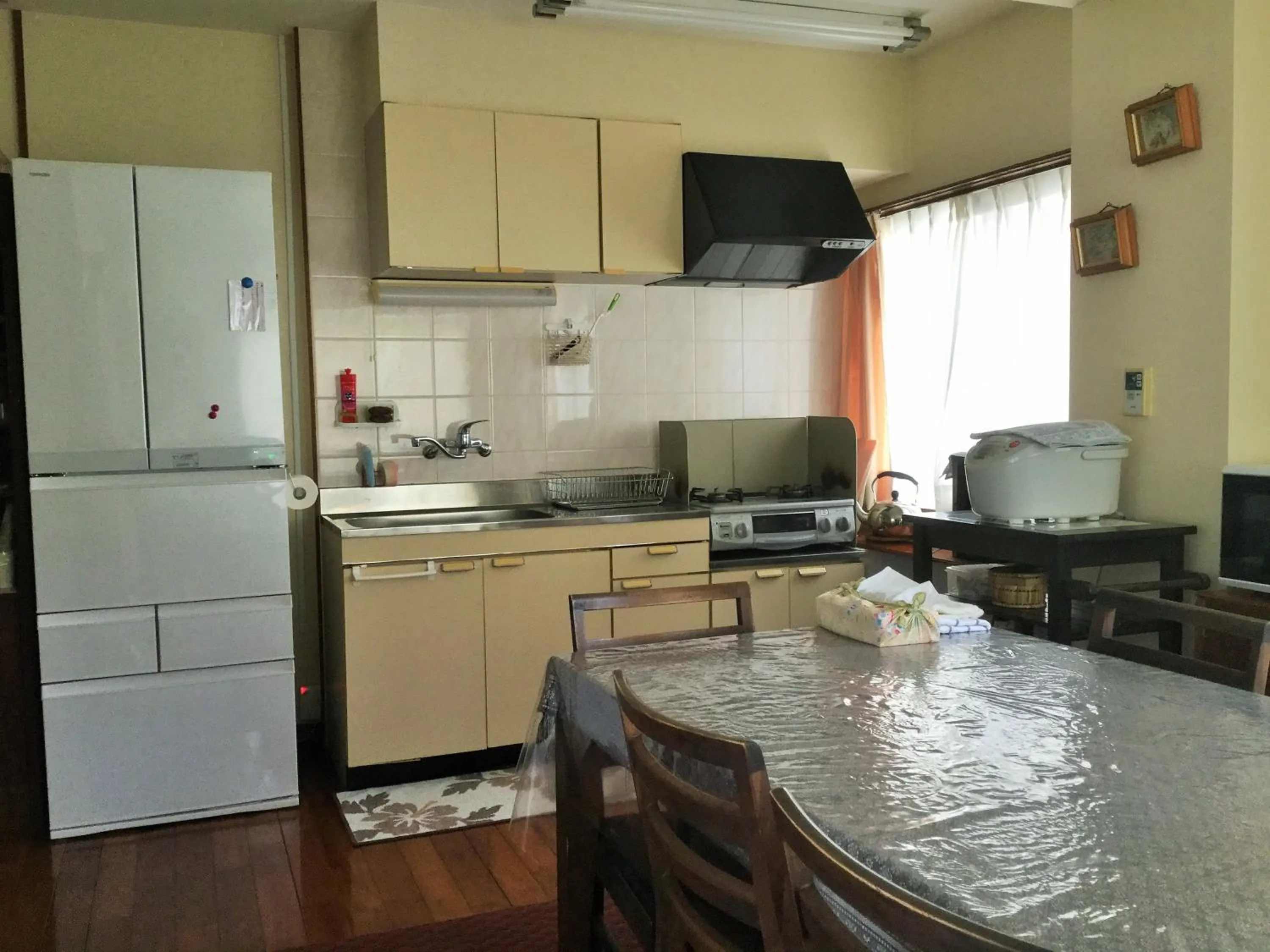 Kitchen or kitchenette in Pension Umi no soba