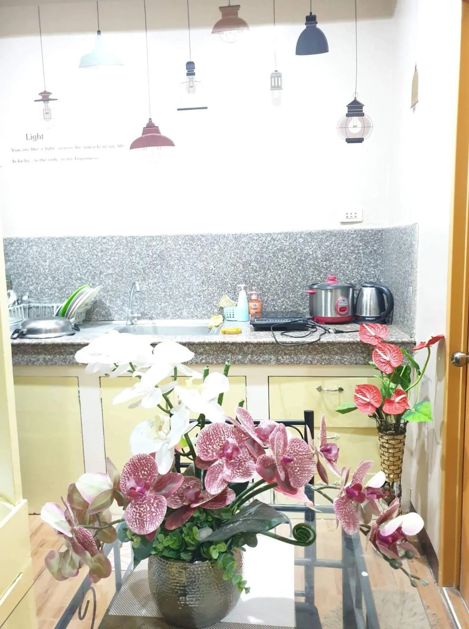 Kitchen or kitchenette in Palompon lodge