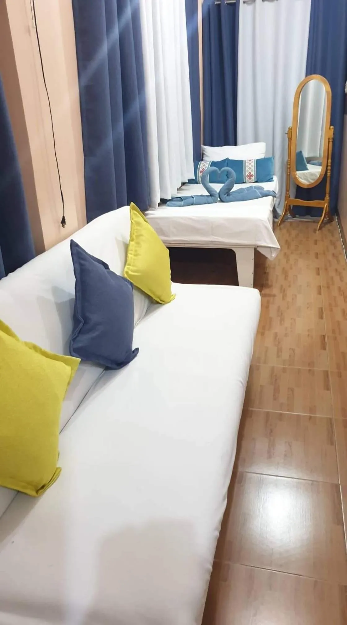 Bed in Palompon lodge