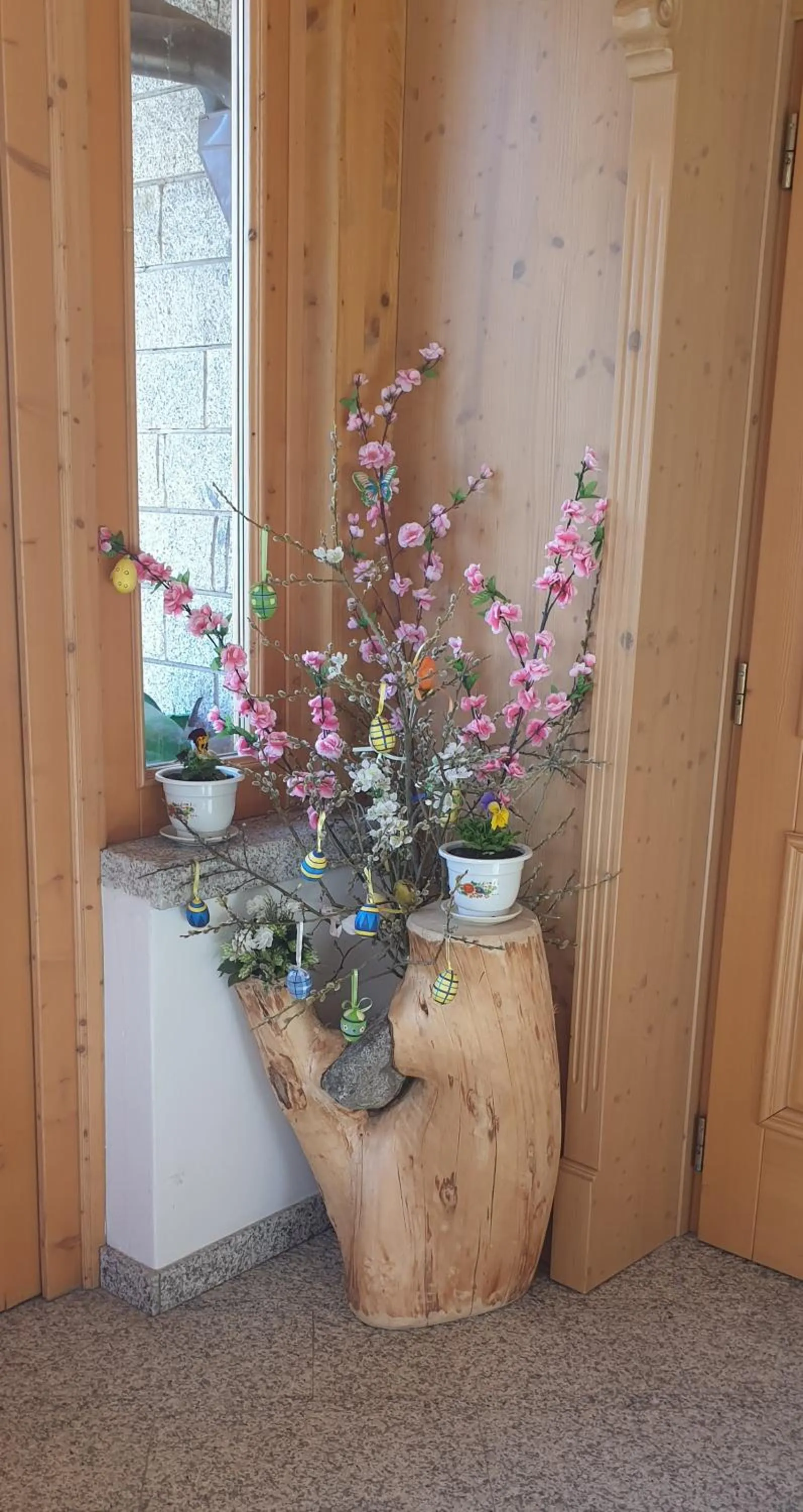 Lobby or reception in Hotel La Roccia