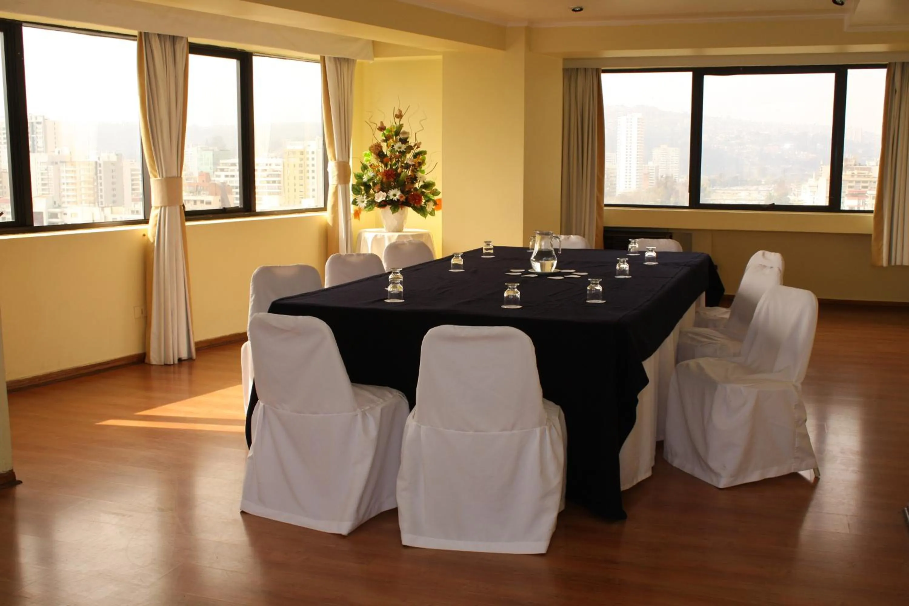 Meeting/conference room in LRH Viña del Mar and Convention Center