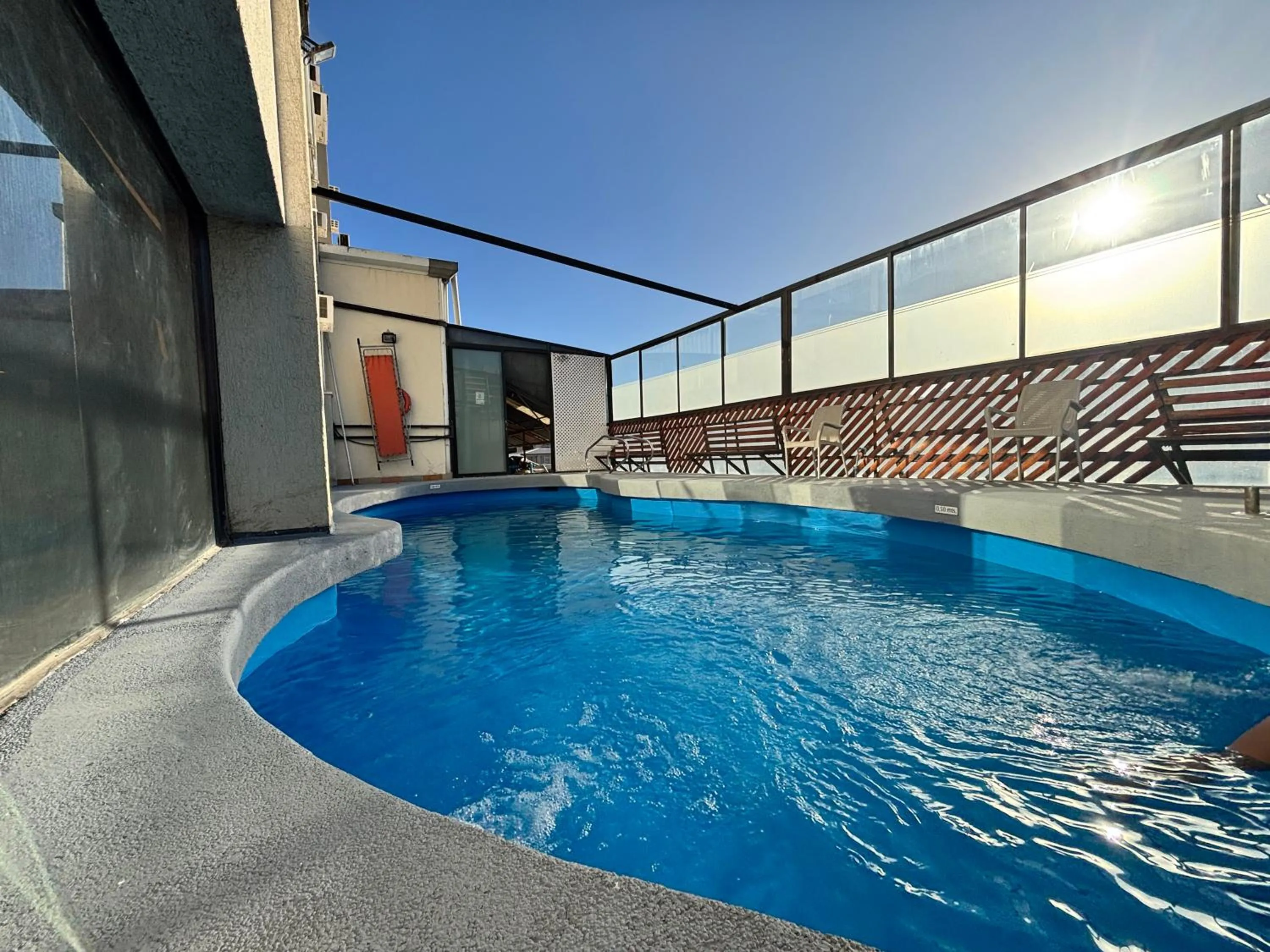 Swimming pool in LRH Viña del Mar and Convention Center - Ex Gala Hotel